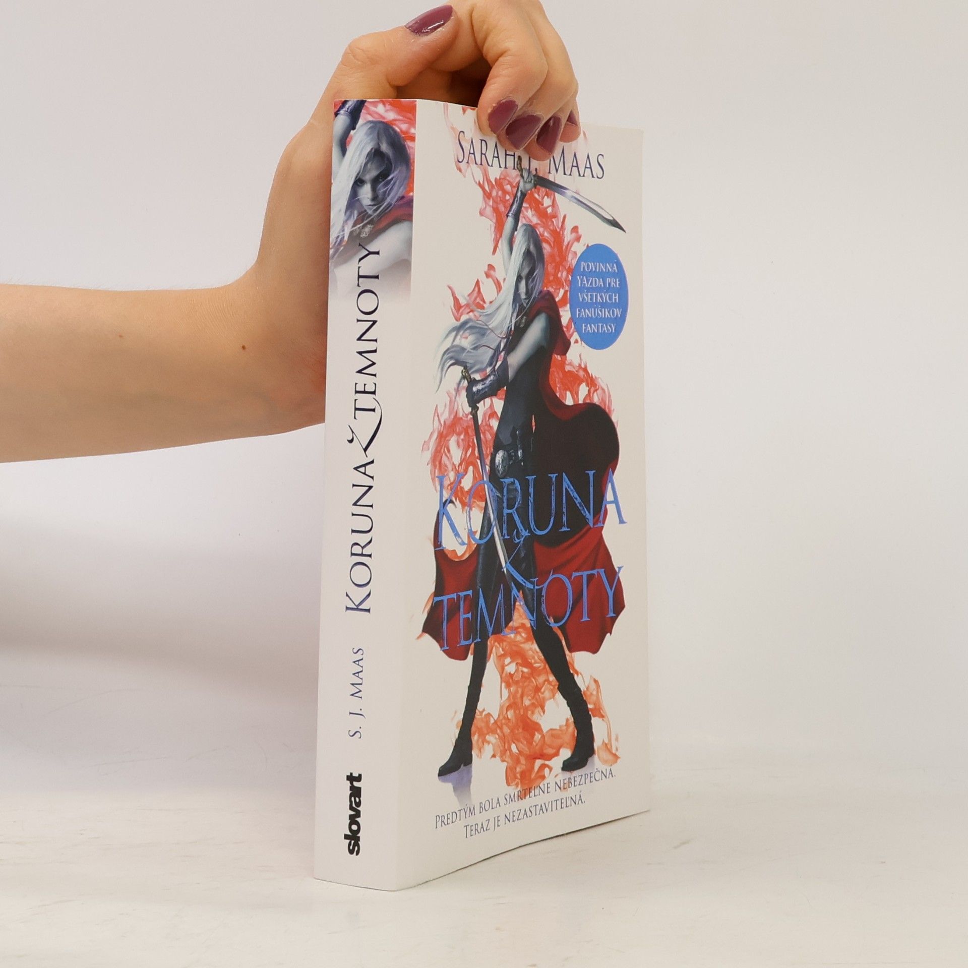 Sarah J. Maas Koruna z temnoty