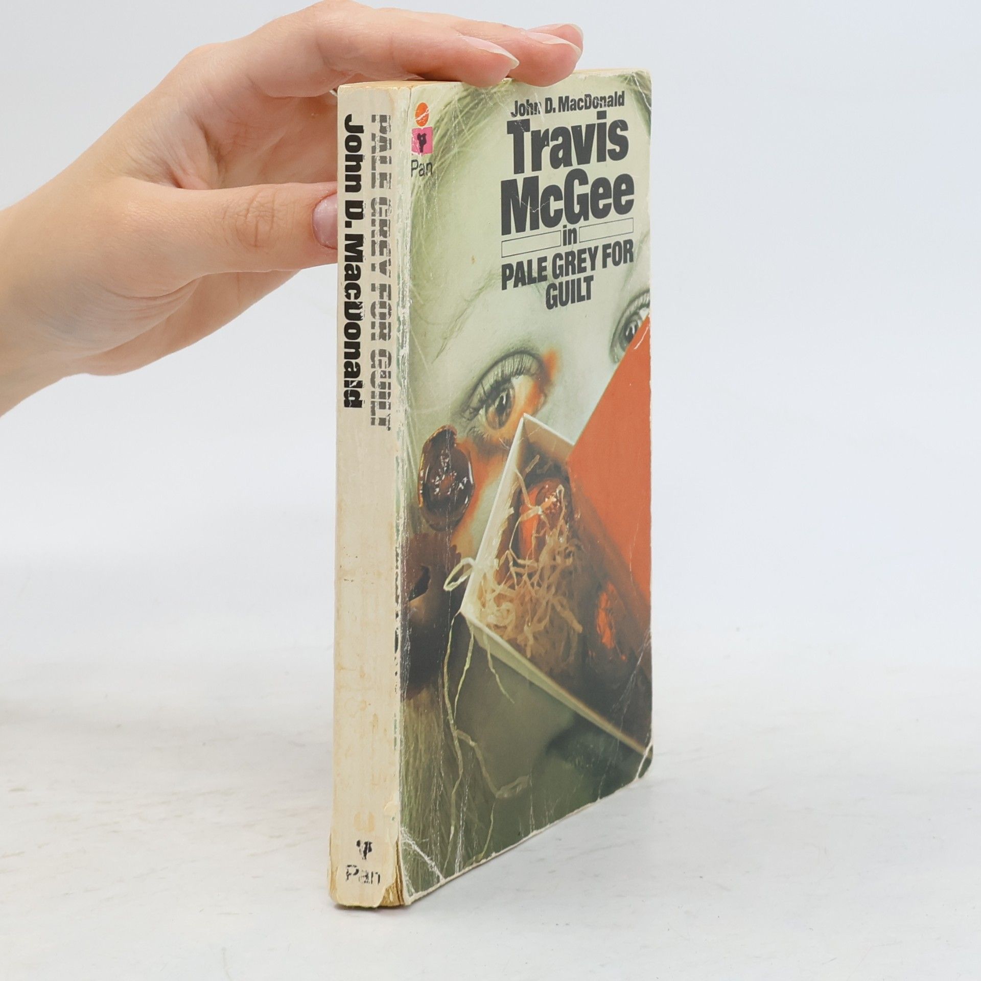 John D. MacDonald Pale Grey for Guilt