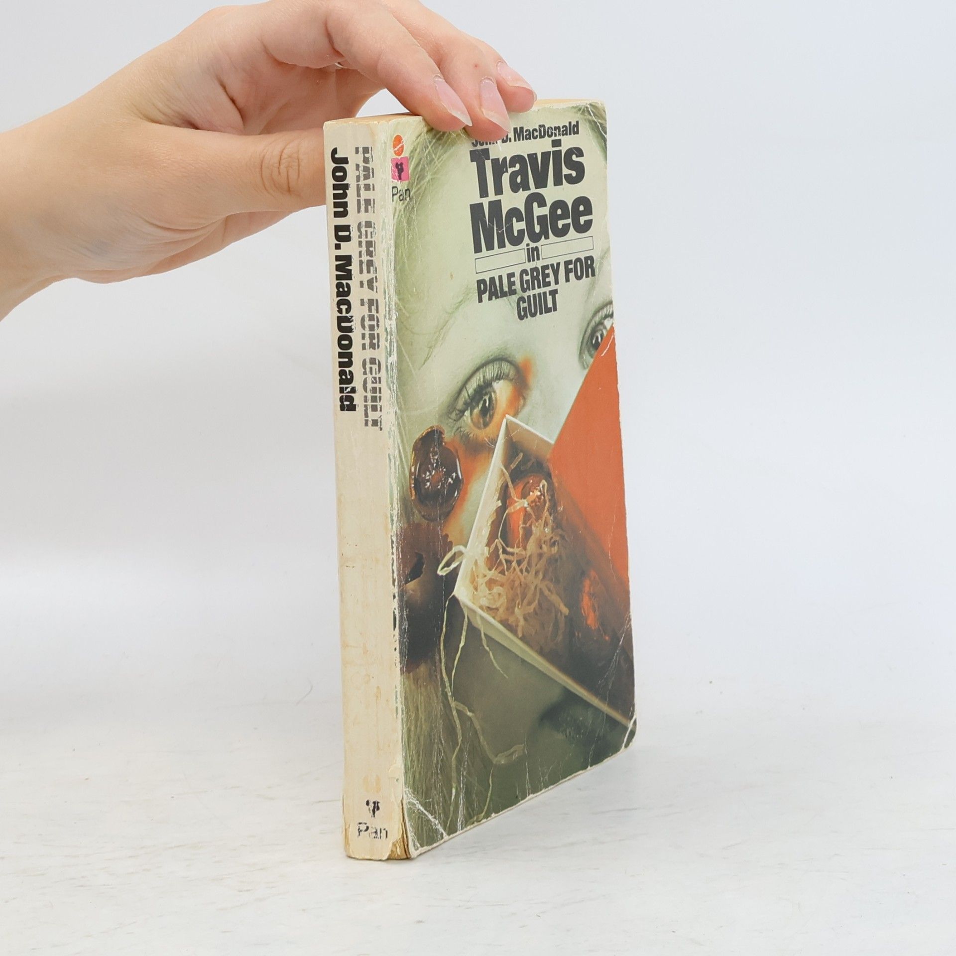 John D. MacDonald Pale Grey for Guilt