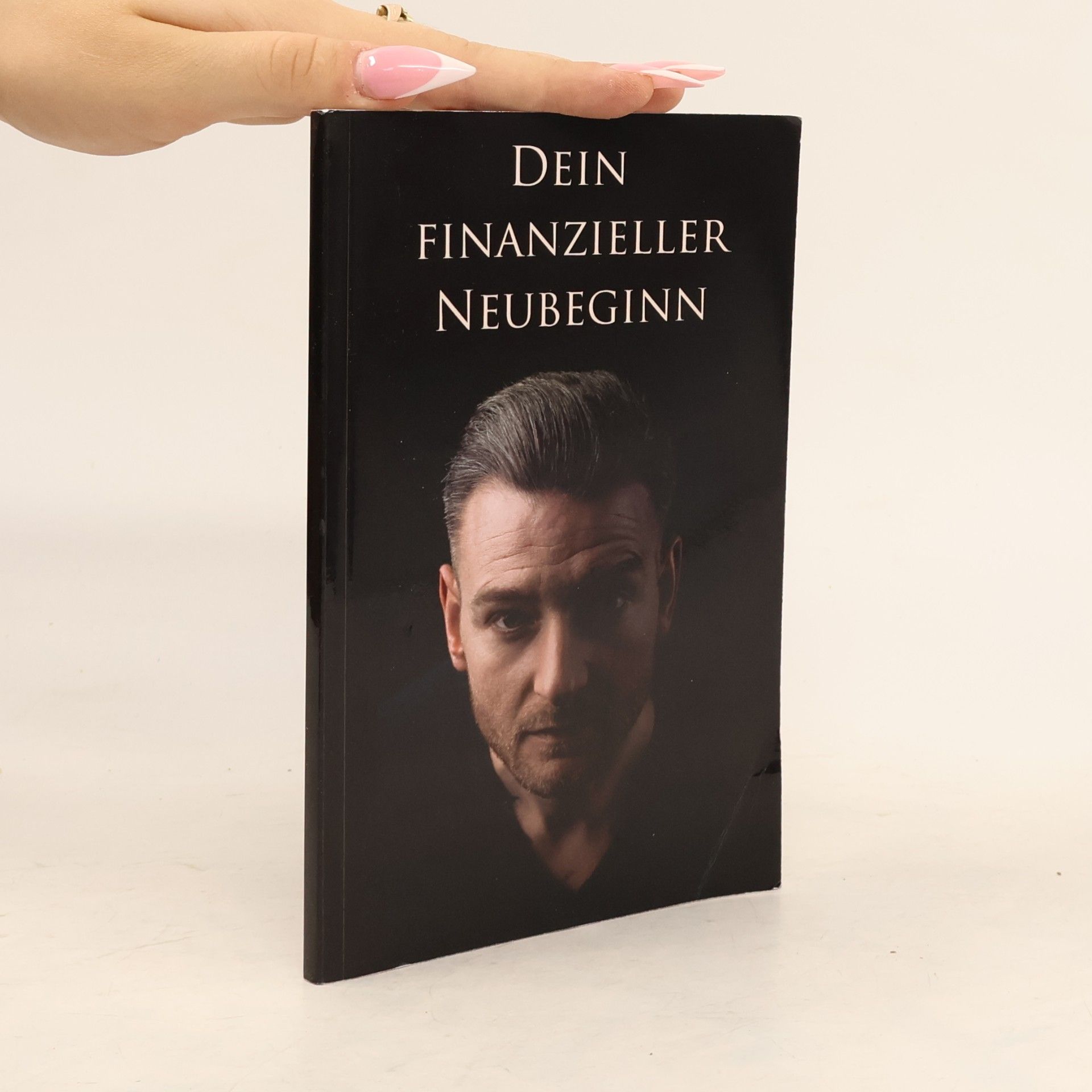 Aron Pöschl Dein finanzieller Neubeginn