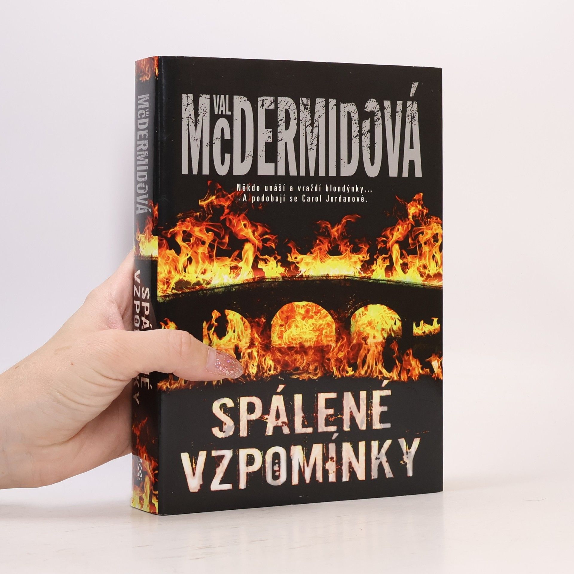 Val McDermid Spálené vzpomínky