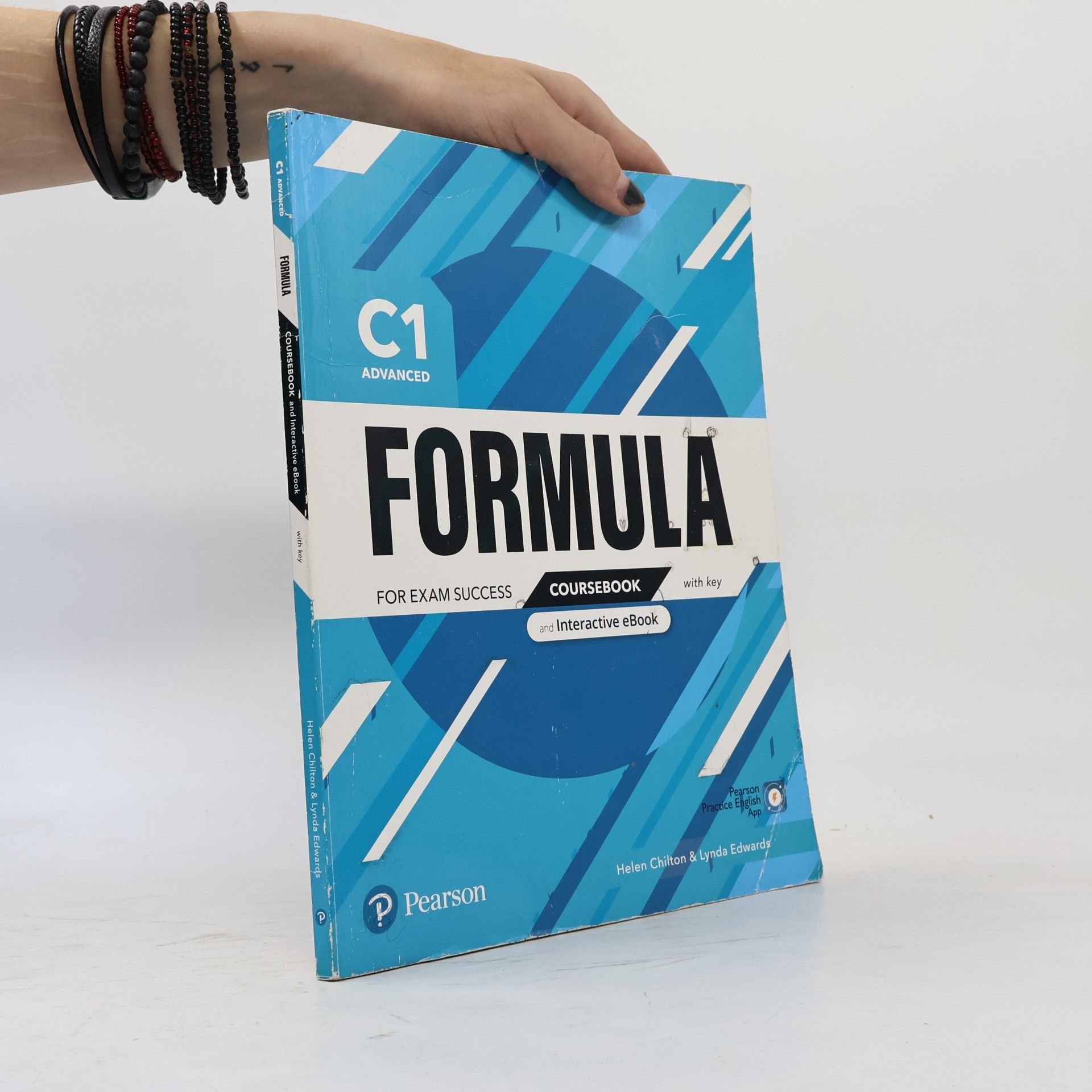 Helen Chilton Formula for exam success. C1 Advanced. Coursebook with key and Interactive ebook