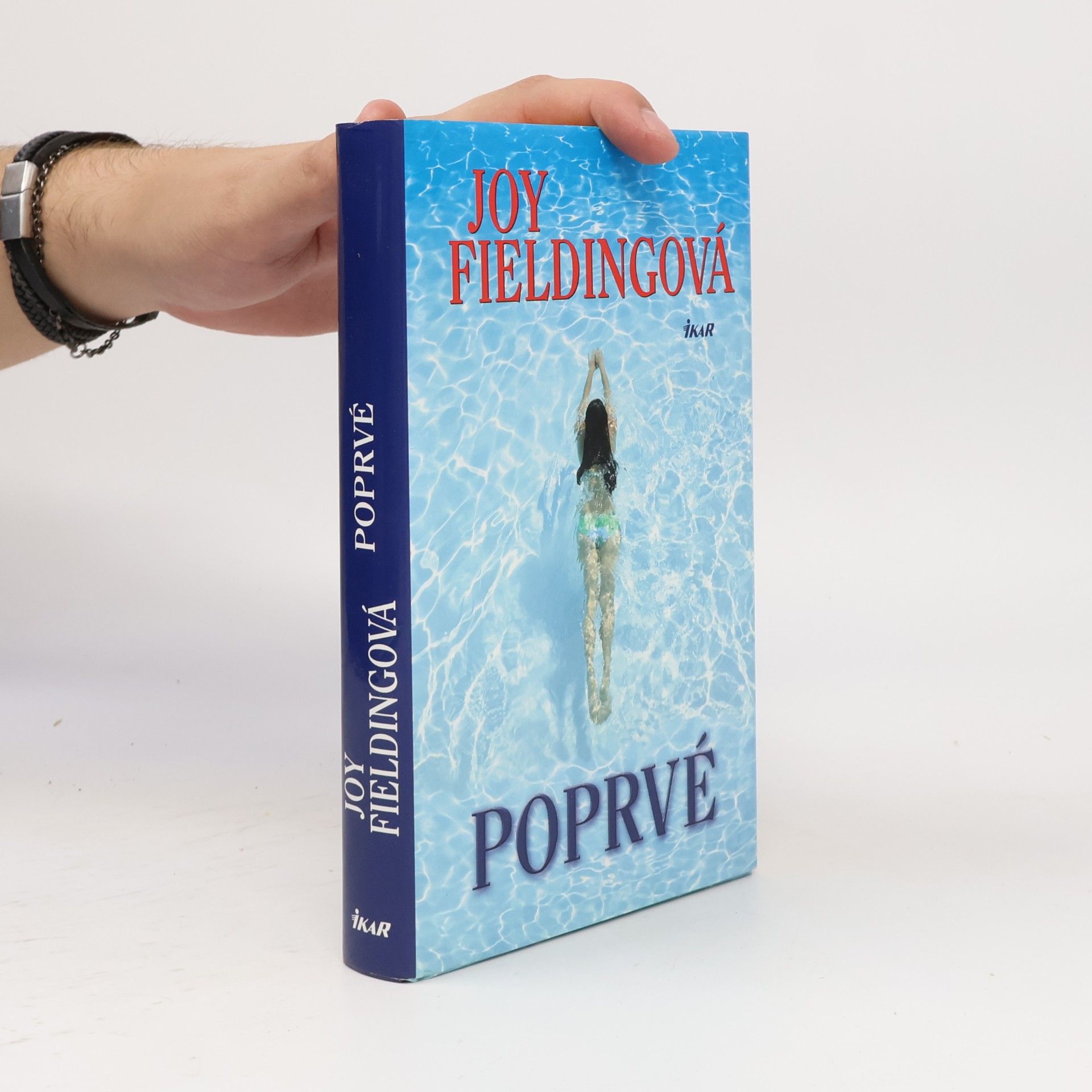 Joy Fielding Poprvé