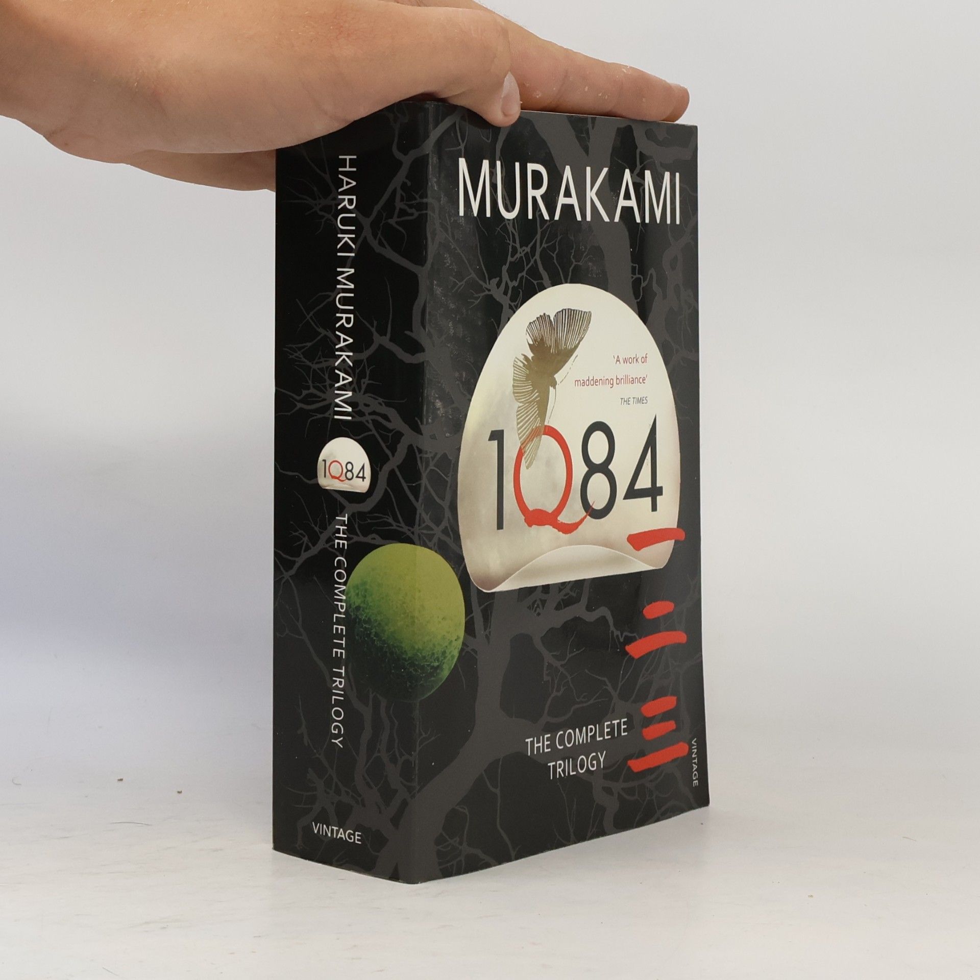 Haruki Murakami 1Q84. The Complete Trilogy