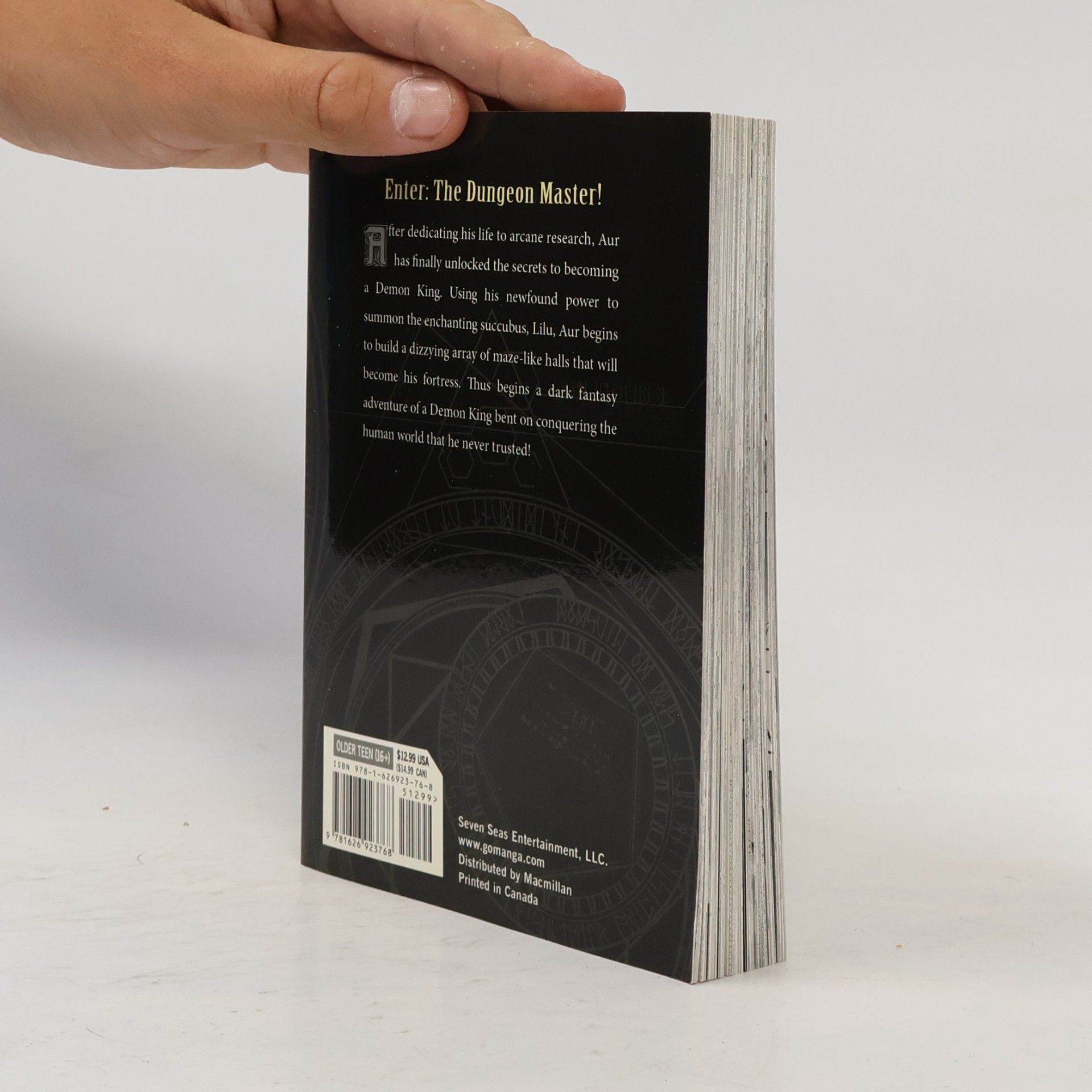 Yakan Warau How to Build a Dungeon: Book of the Demon King Vol. 1