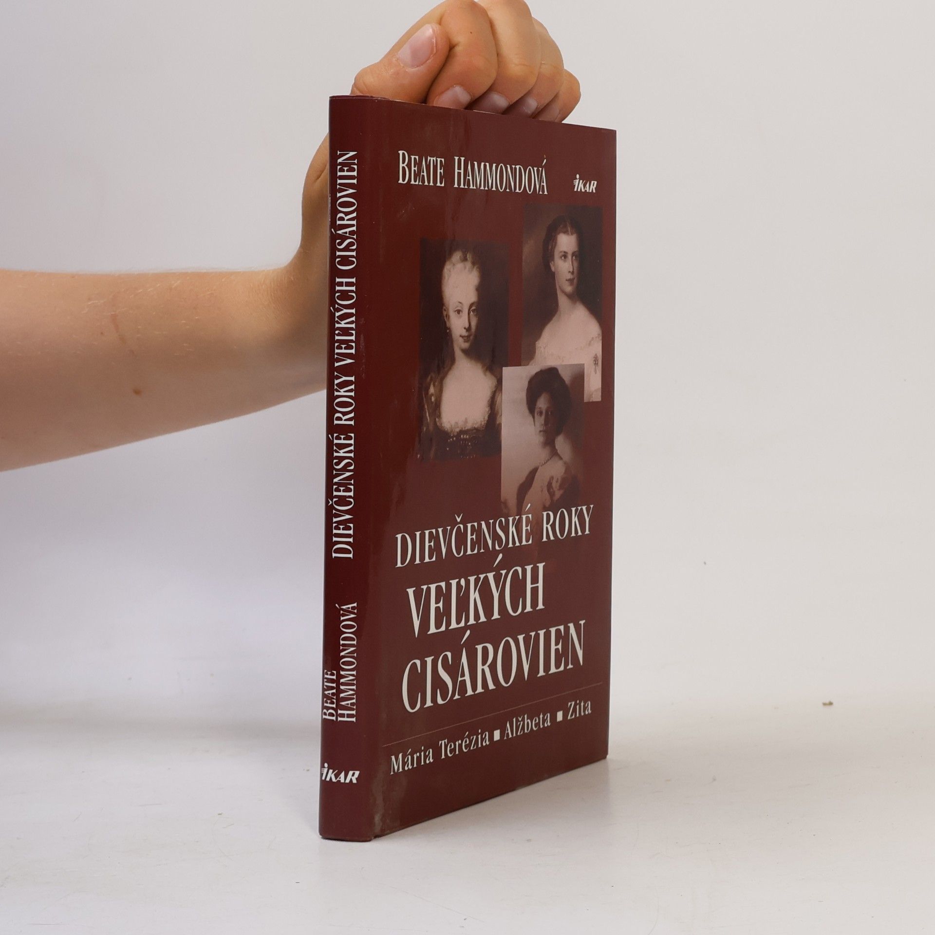 Beate Hammond Dievčenské roky veľkých cisárovien