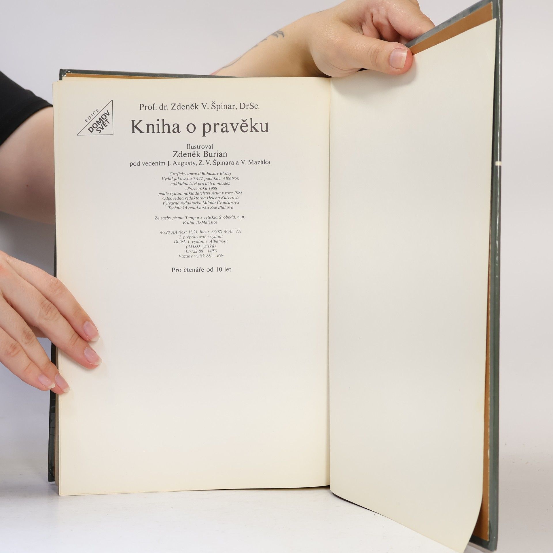 Zdeněk Špinar Kniha o pravěku