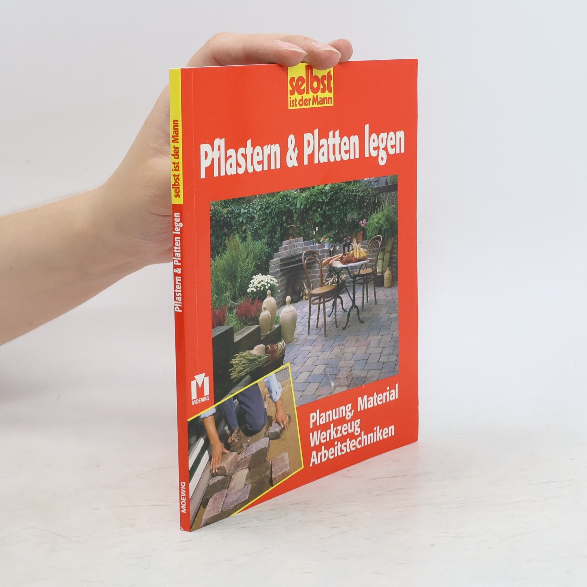 Edel Records Selbst ist der Mann: Pflastern und Platten legen