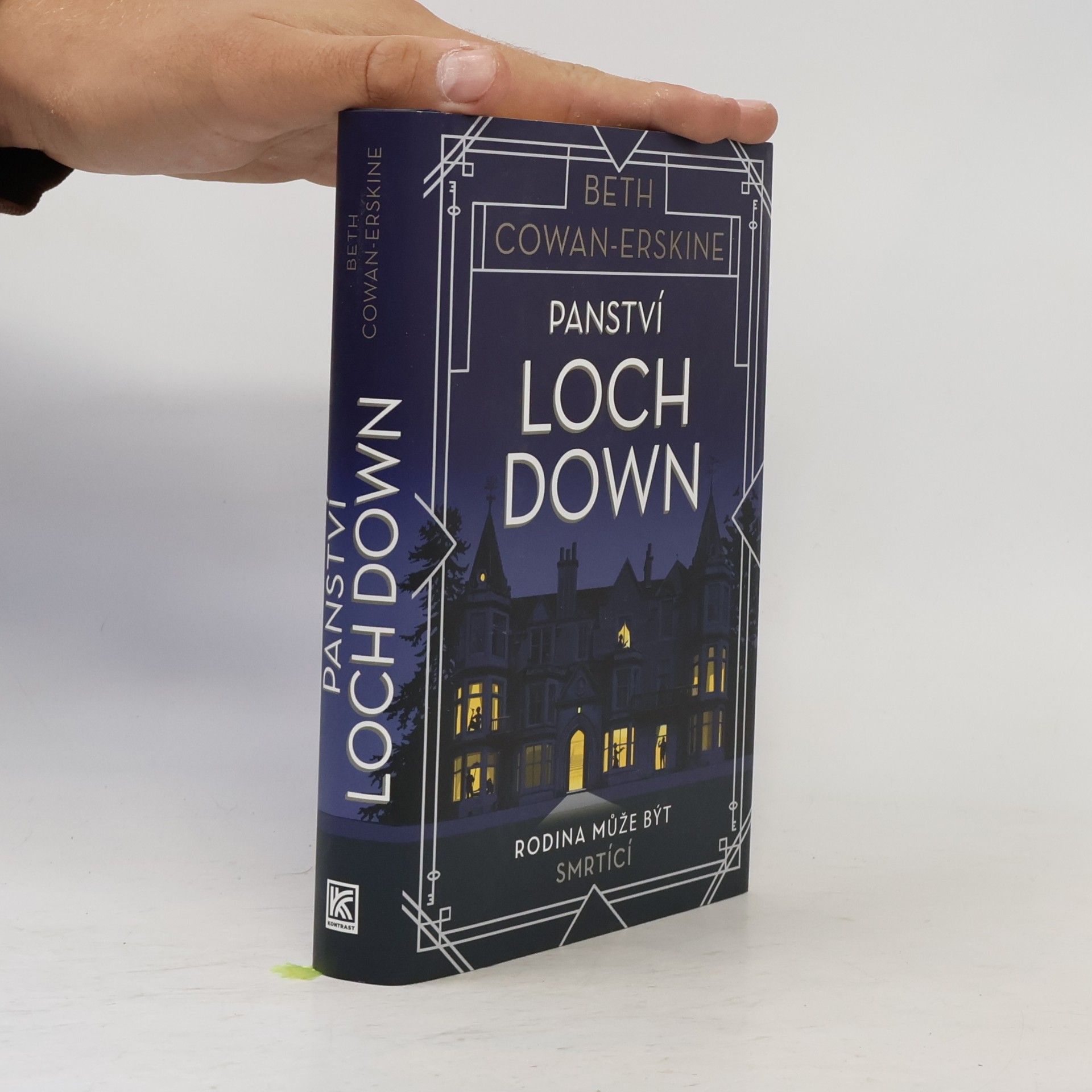 Beth CowanErskine Panství Loch Down