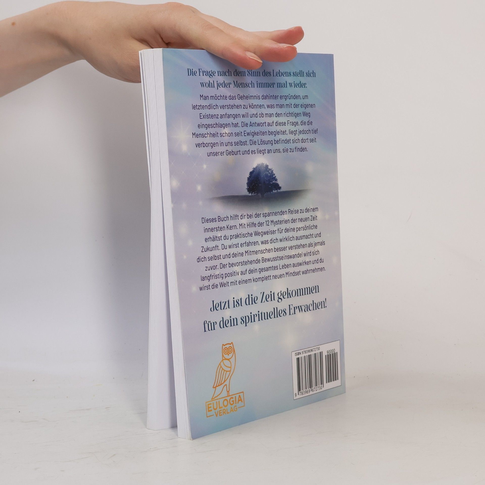 Claudia Bacher Spirituelles Erwachen. Die 12 Schritte zur spirituellen Entfaltung - Achtsamkeit, Manifestation, Reflexion, Liebe, Vertrauen uvm. - Entfessle das Glück in dir!