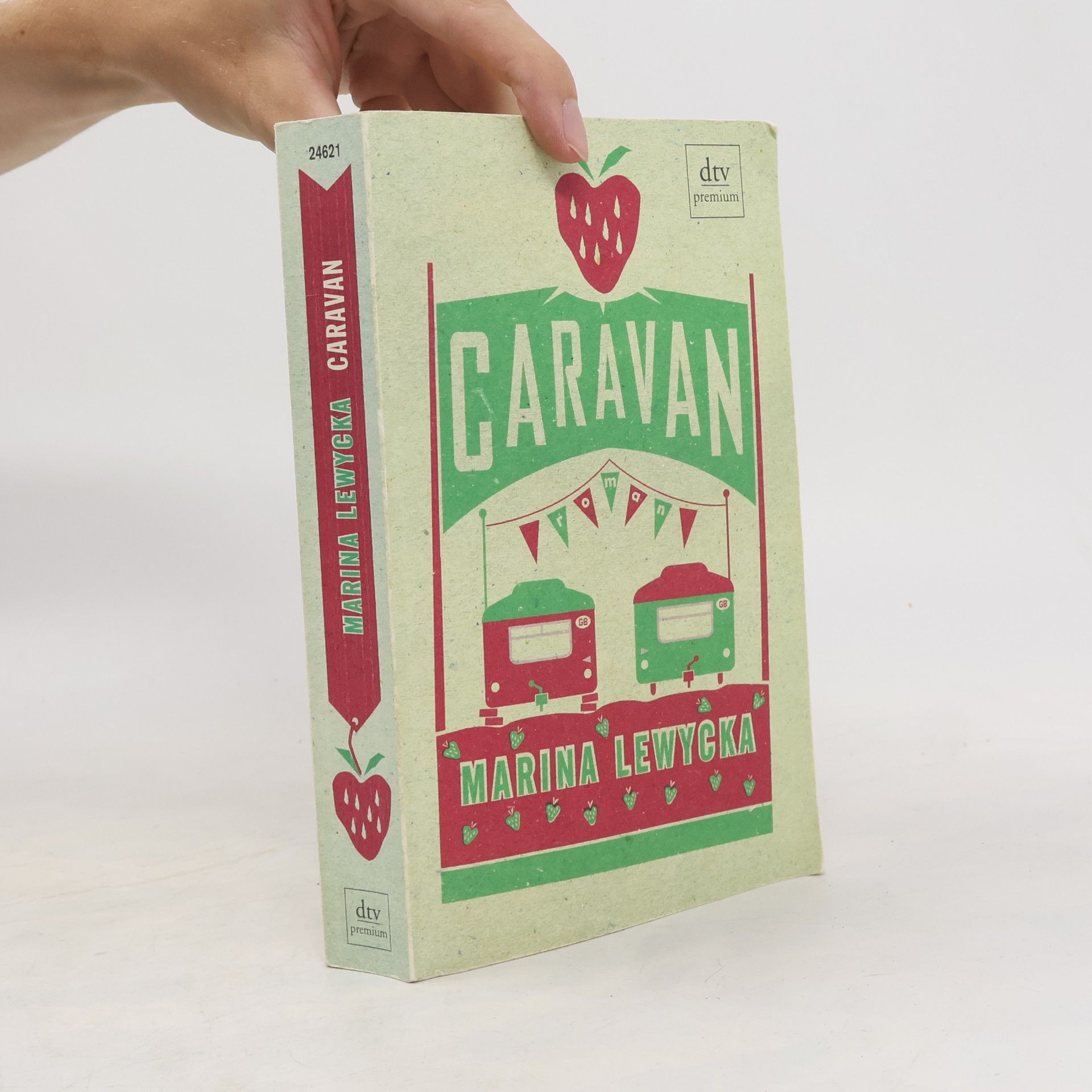 Marina Lewycka Caravan