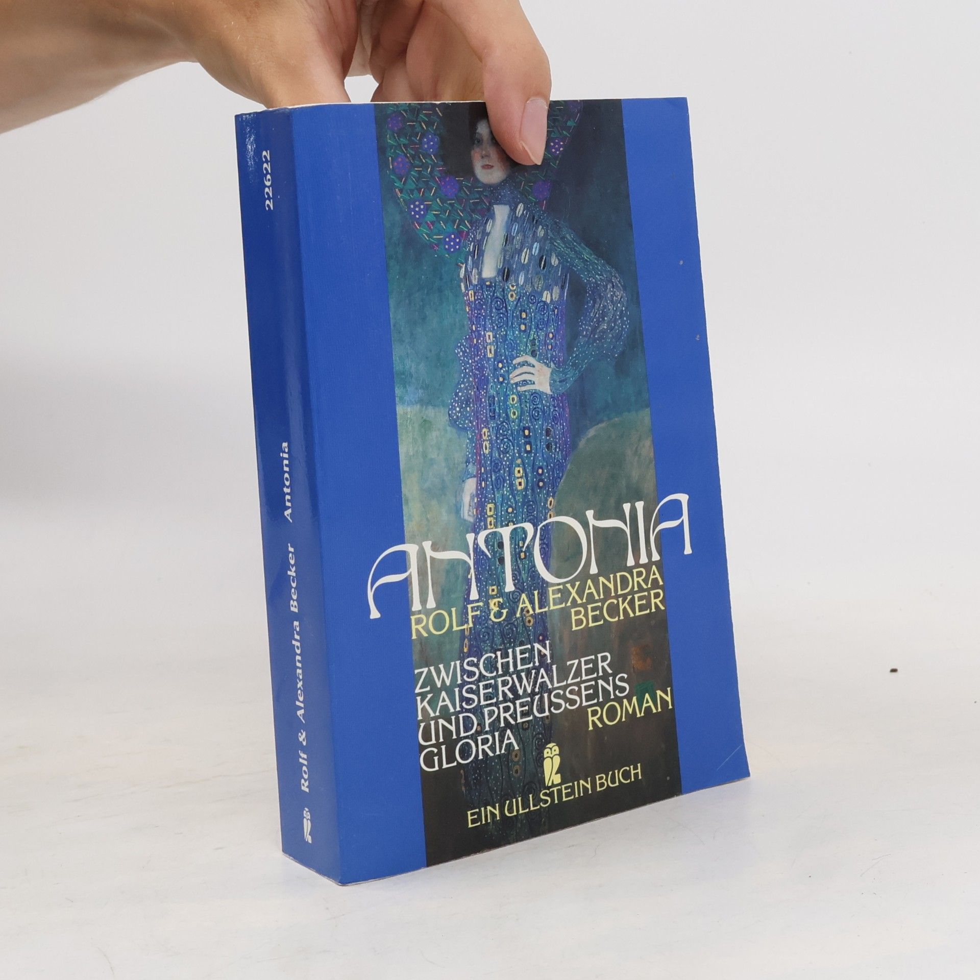 Antonia. Zwischen Kaiserwalzer und Preußens Gloria. Roman