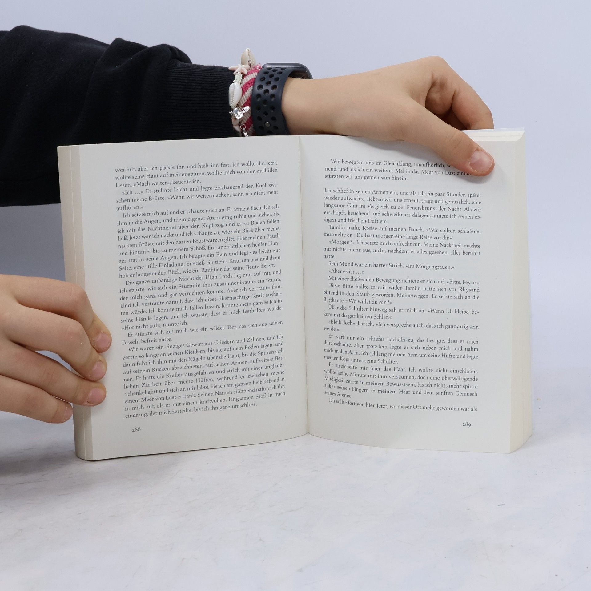 Sarah J. Maas Das Reich der sieben Höfe. Dornen und Rosen