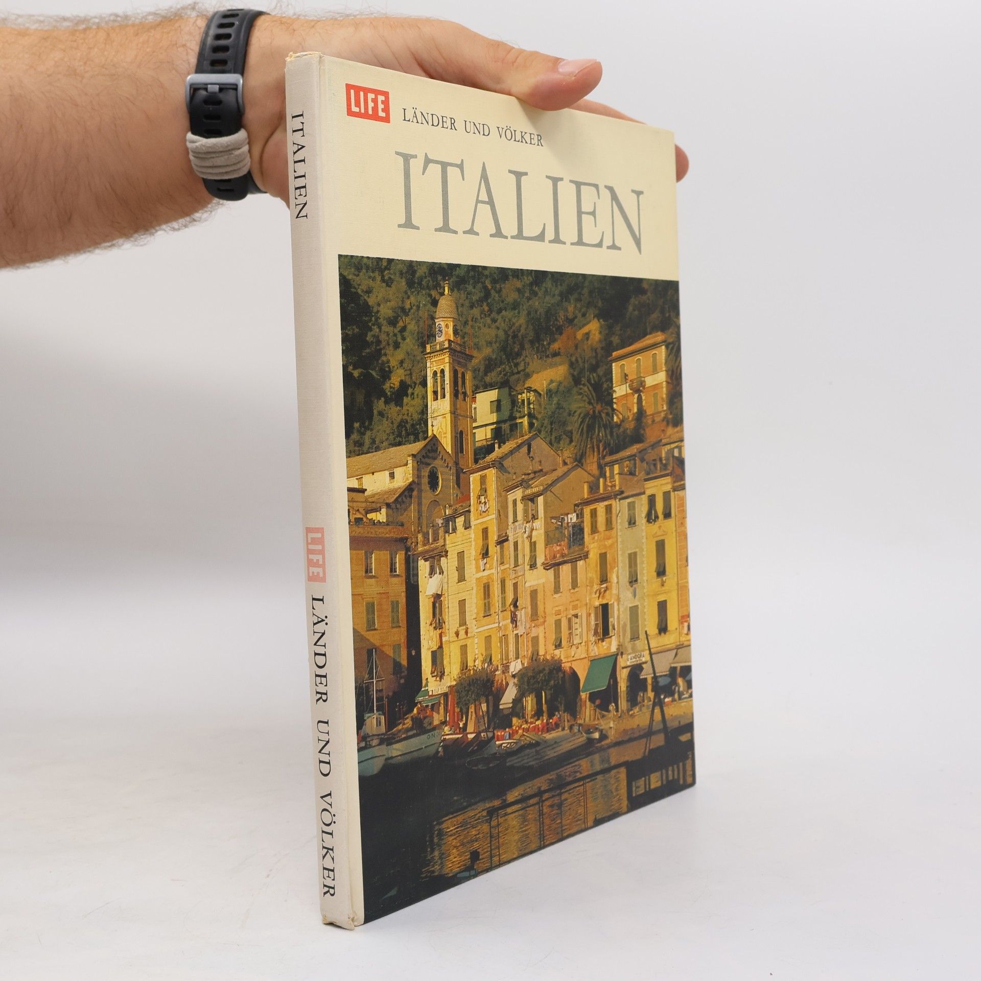 AA.VV. Italien