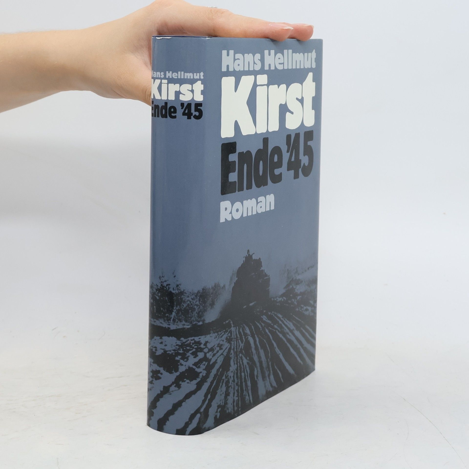 Hans Hellmut Kirst Ende '45
