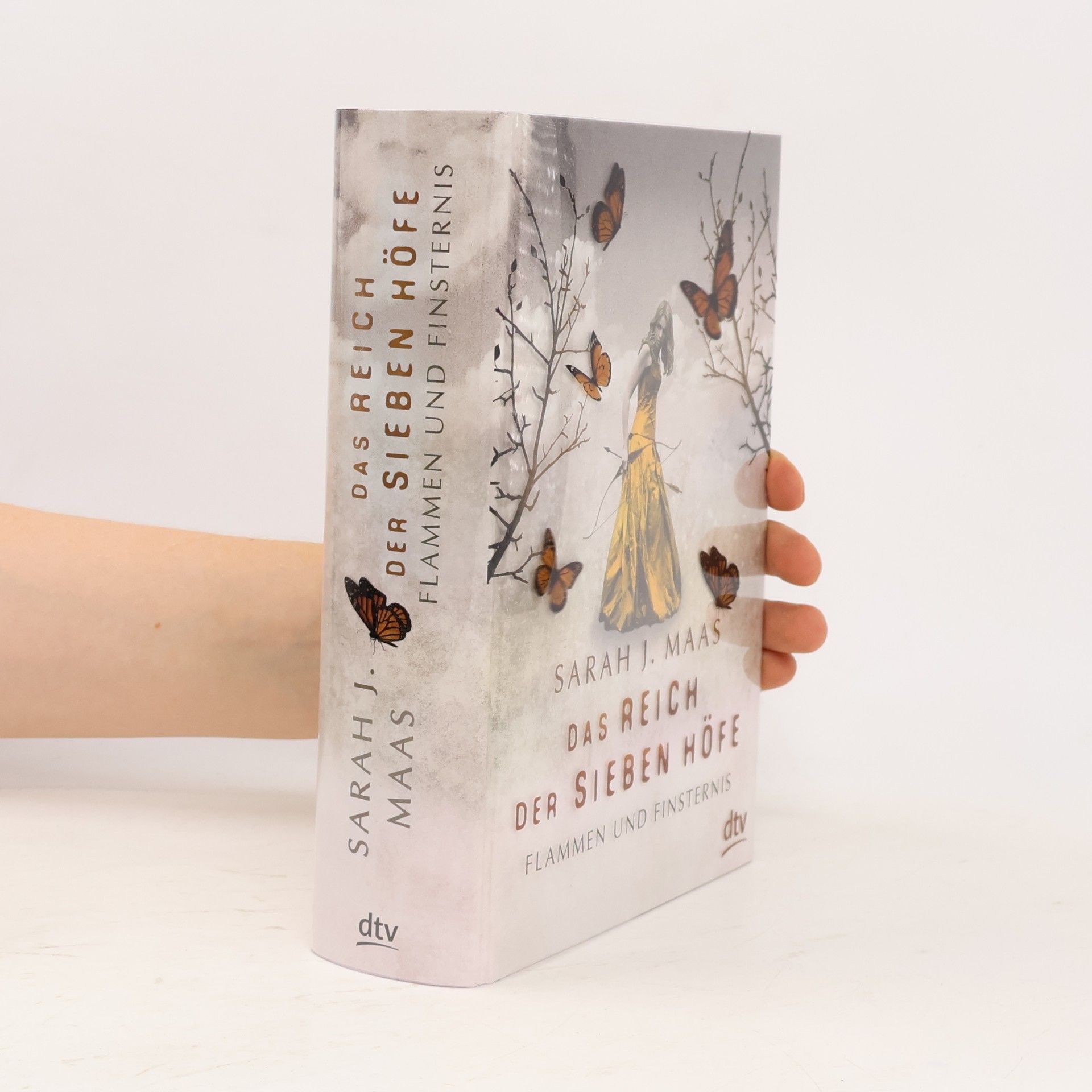 Sarah J. Maas Das Reich der sieben Höfe - Flammen und Finsternis