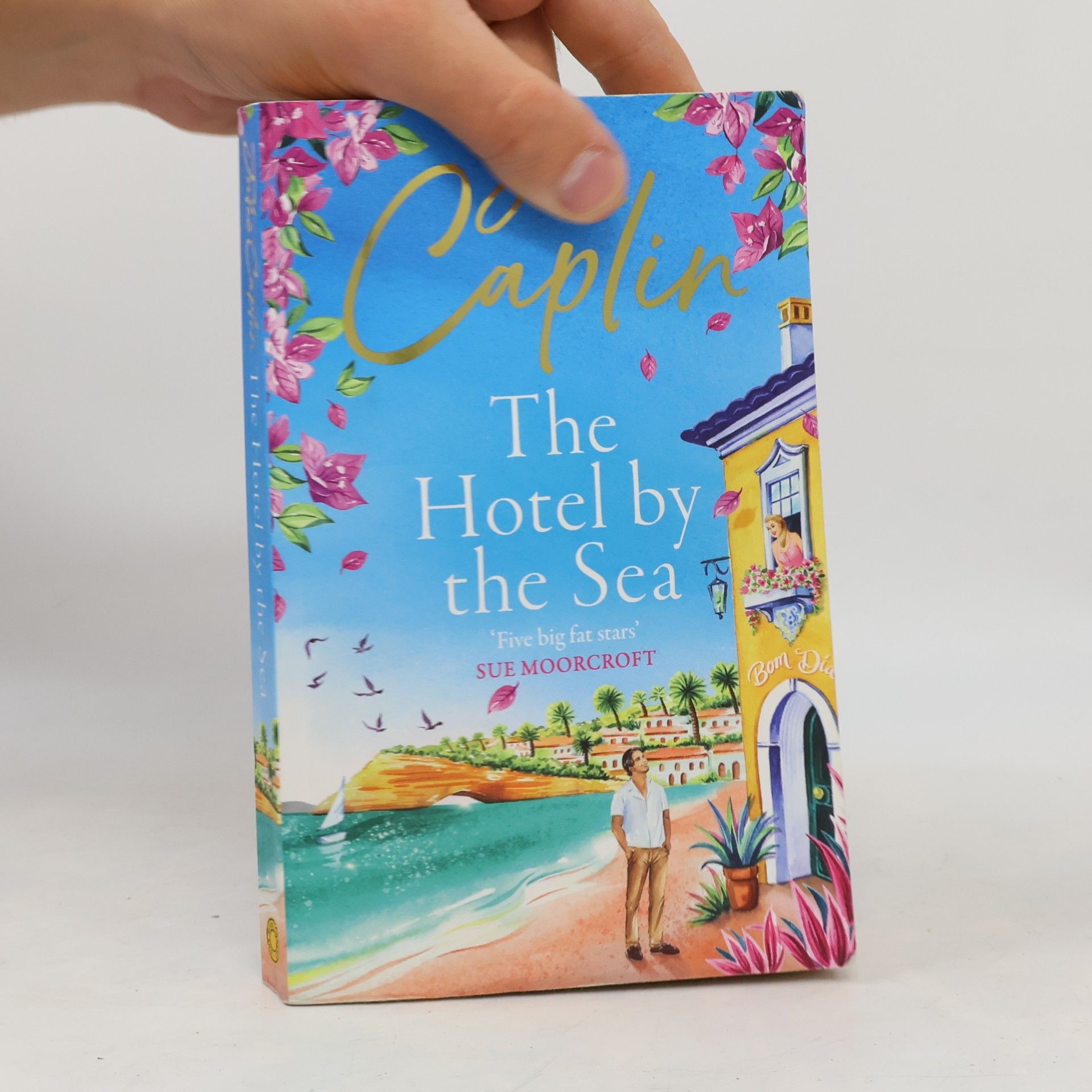 Julie Caplin Romantic Escapes: The Hotel by the Sea