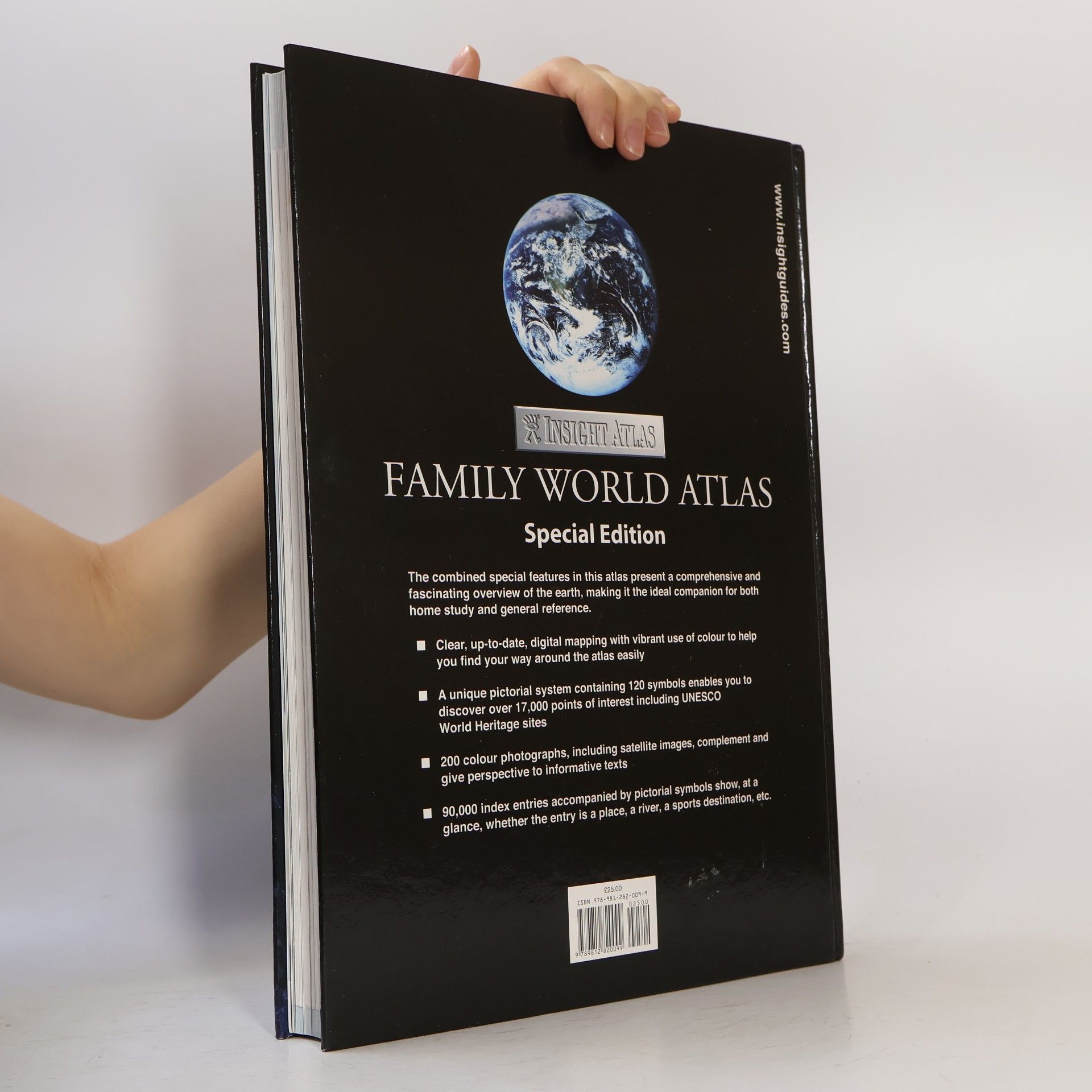 Heike Barnitzke Insight Atlas Family World Atlas Special Edition