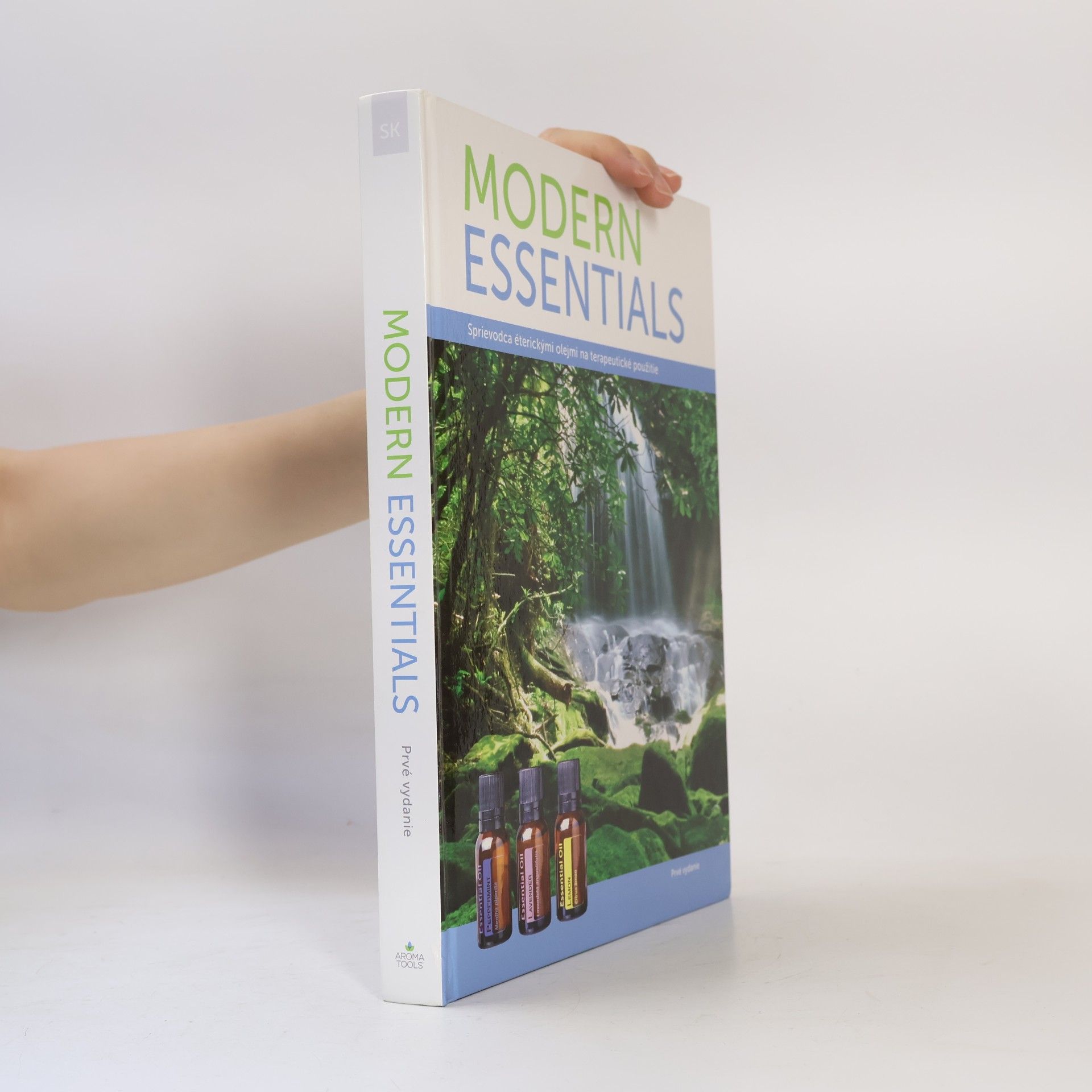 Autores varios Modern Essentials