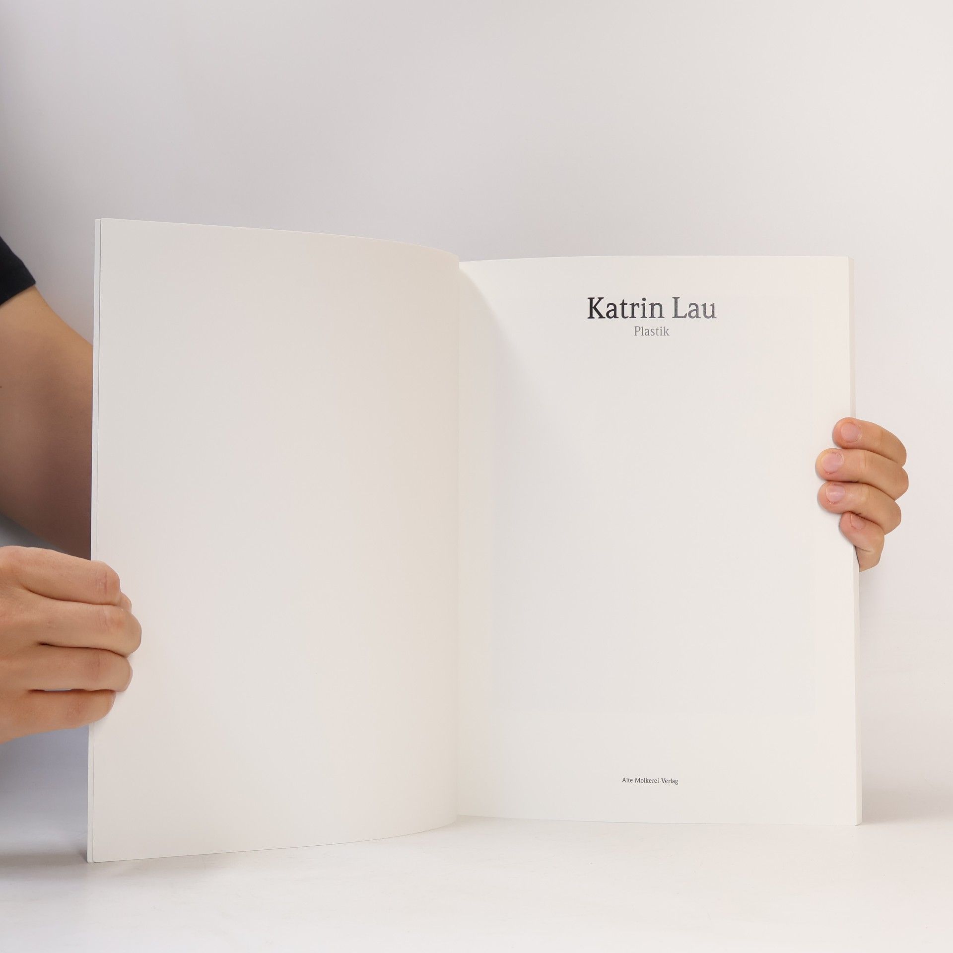Katrin Lau Katrin Lau. Plastik