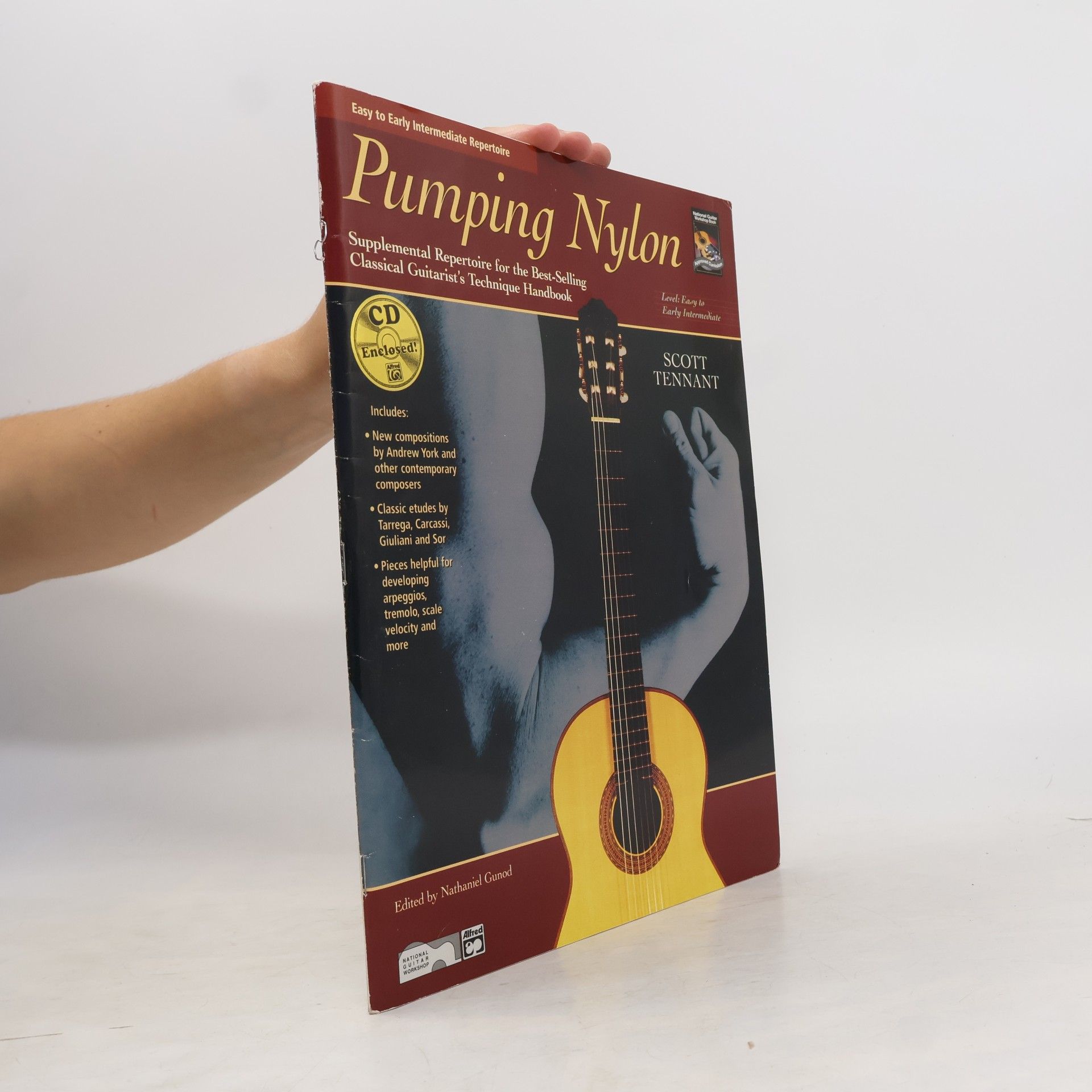 Scott Tennant Pumping Nylon -- Easy to Early Intermediate Repertoire: Supplemental Repertoire for the Best-Selling Classical Guitarist's Techn