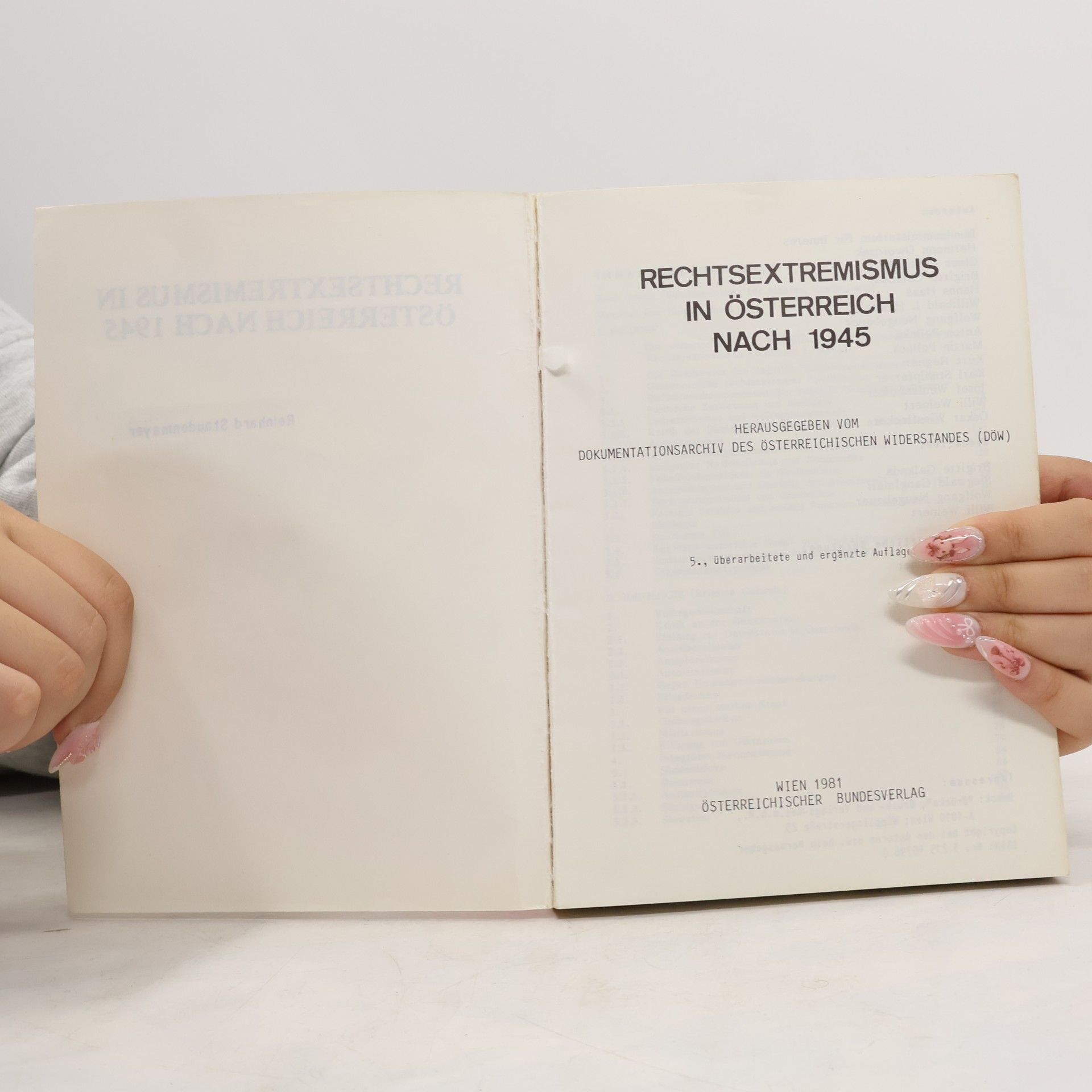 Kolektiv autorů Rechtsextremismus in Österreich nach 1945