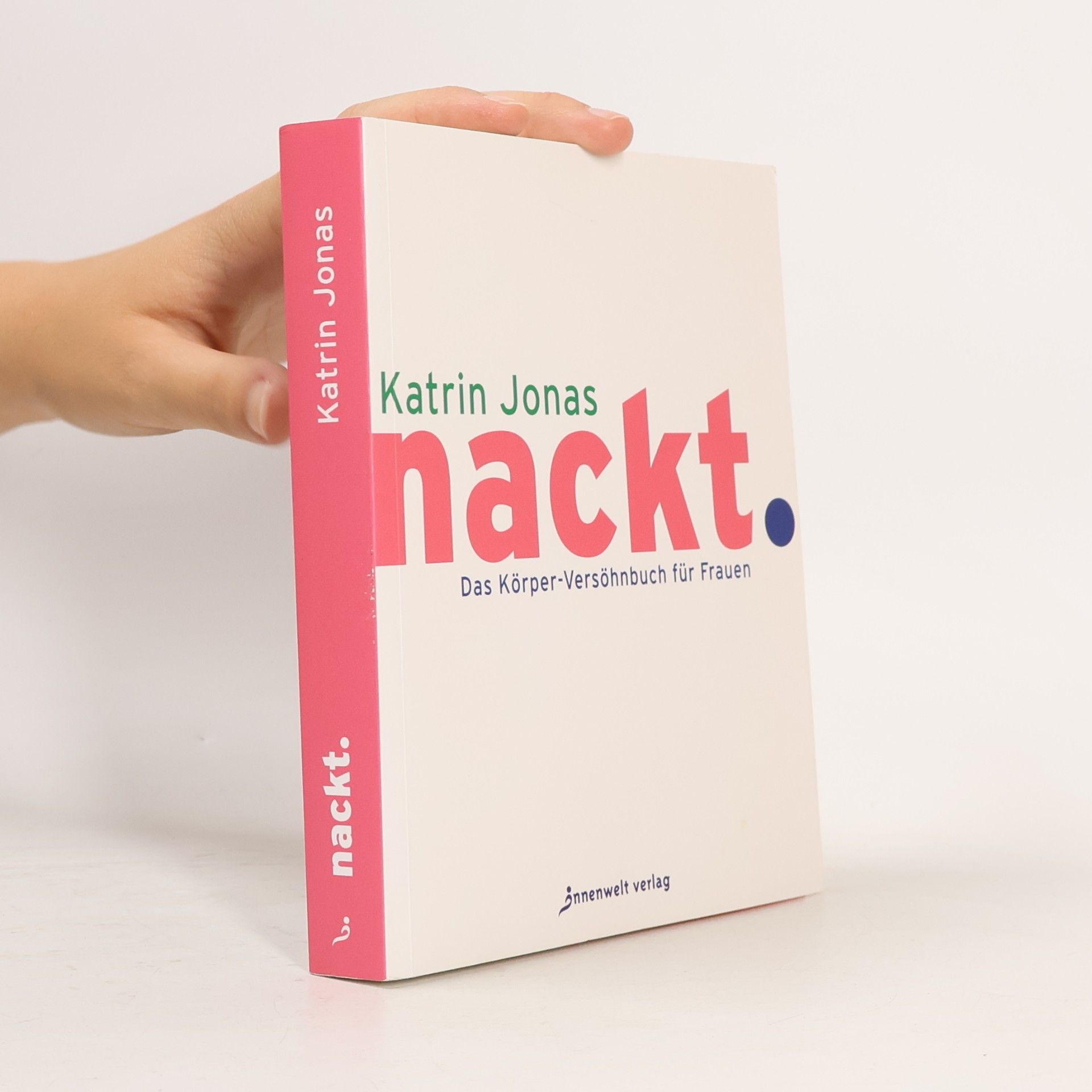 Nackt