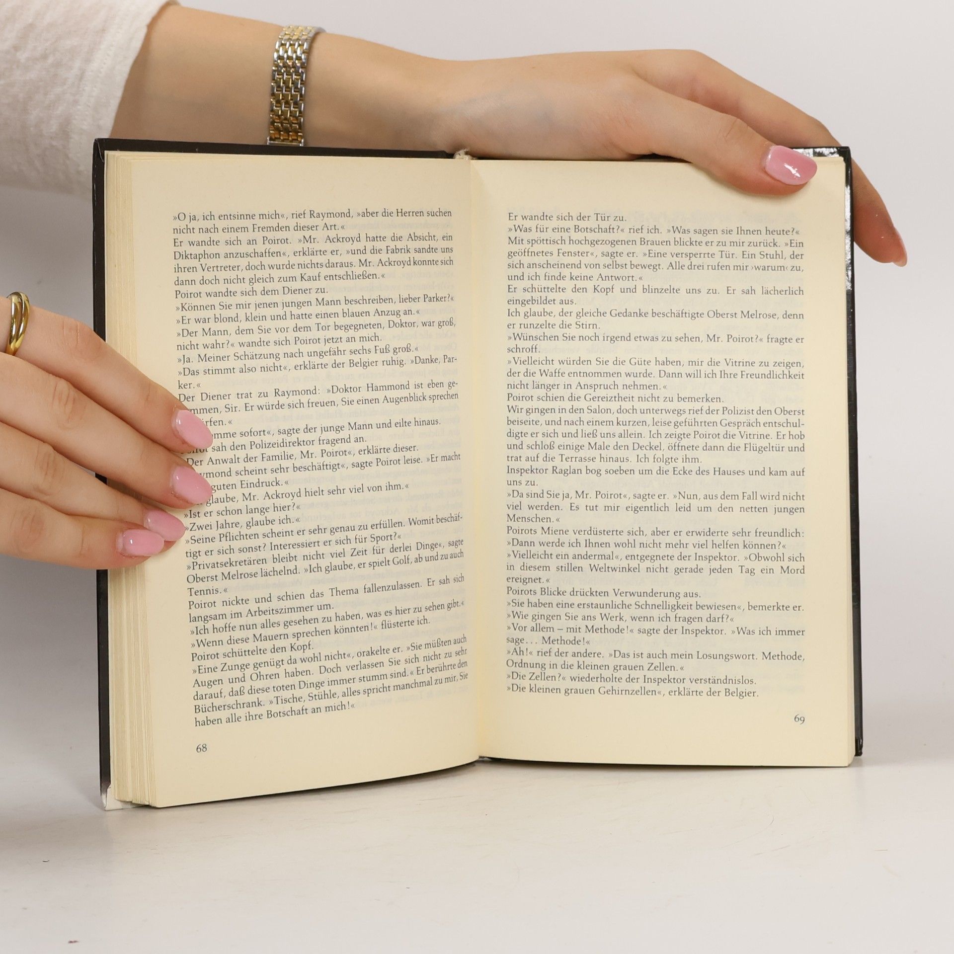 Agatha Christie Alibi