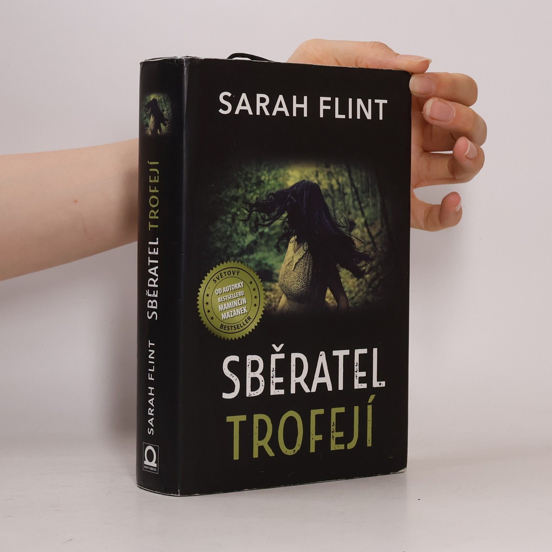 Sarah Flint Sběratel trofejí