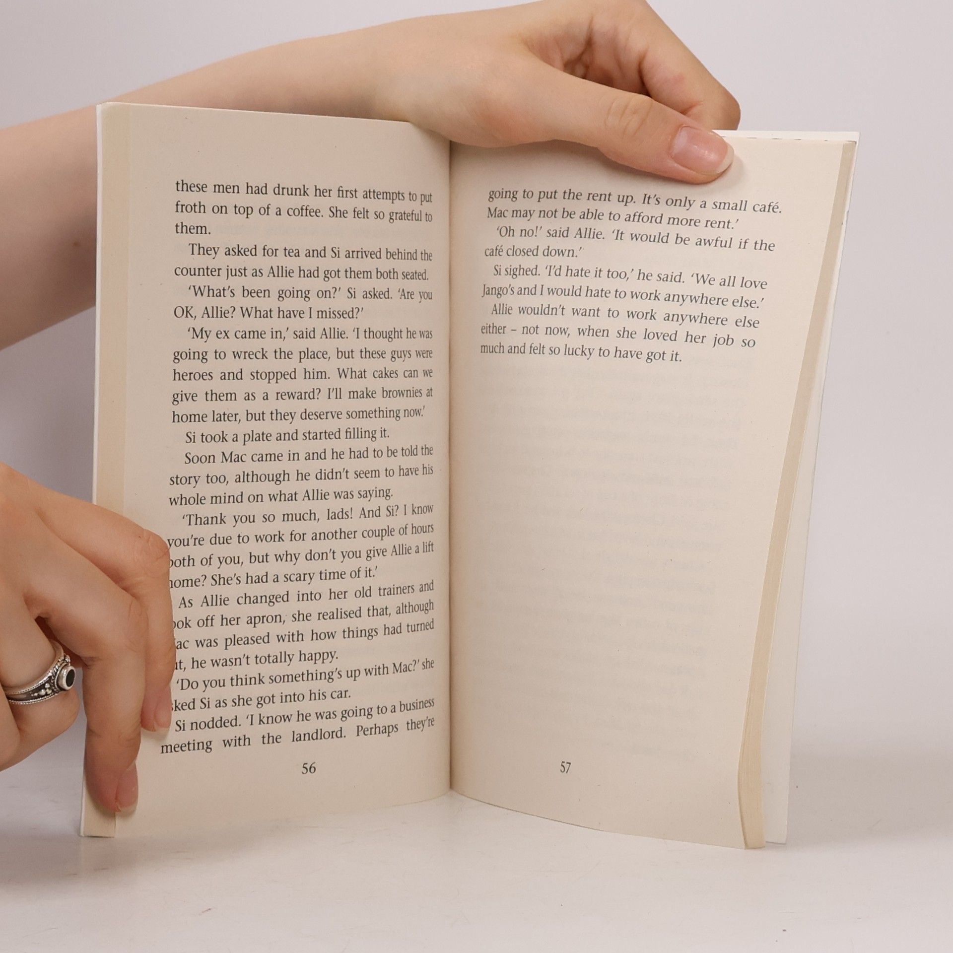 Katie Fforde Saving the Day (Quick Reads 2021)