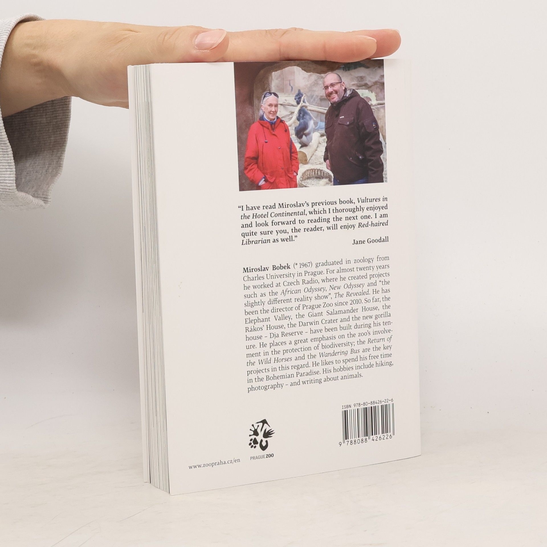 Miroslav Bobek Red-Haired Librarian And Other Notes Of A Zoo Director