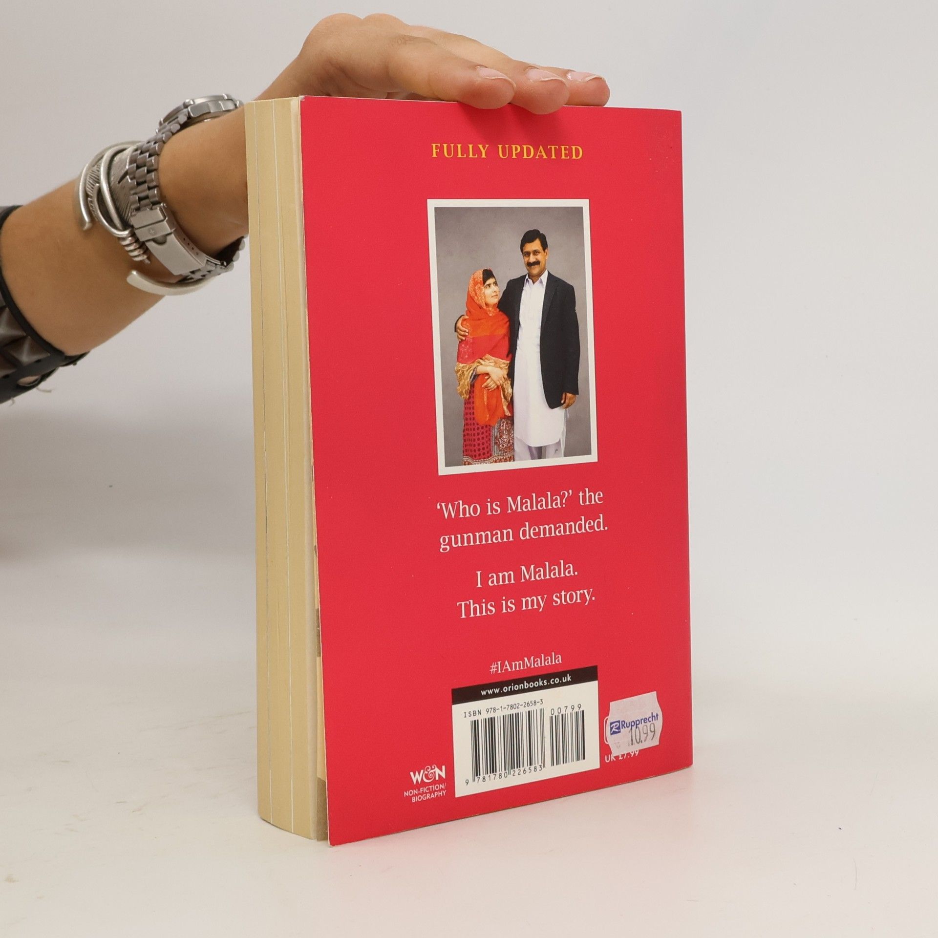 Malala Yousafzai I Am Malala: The Story of the Girl Who Stood Up for Education and was Shot by the Taliban