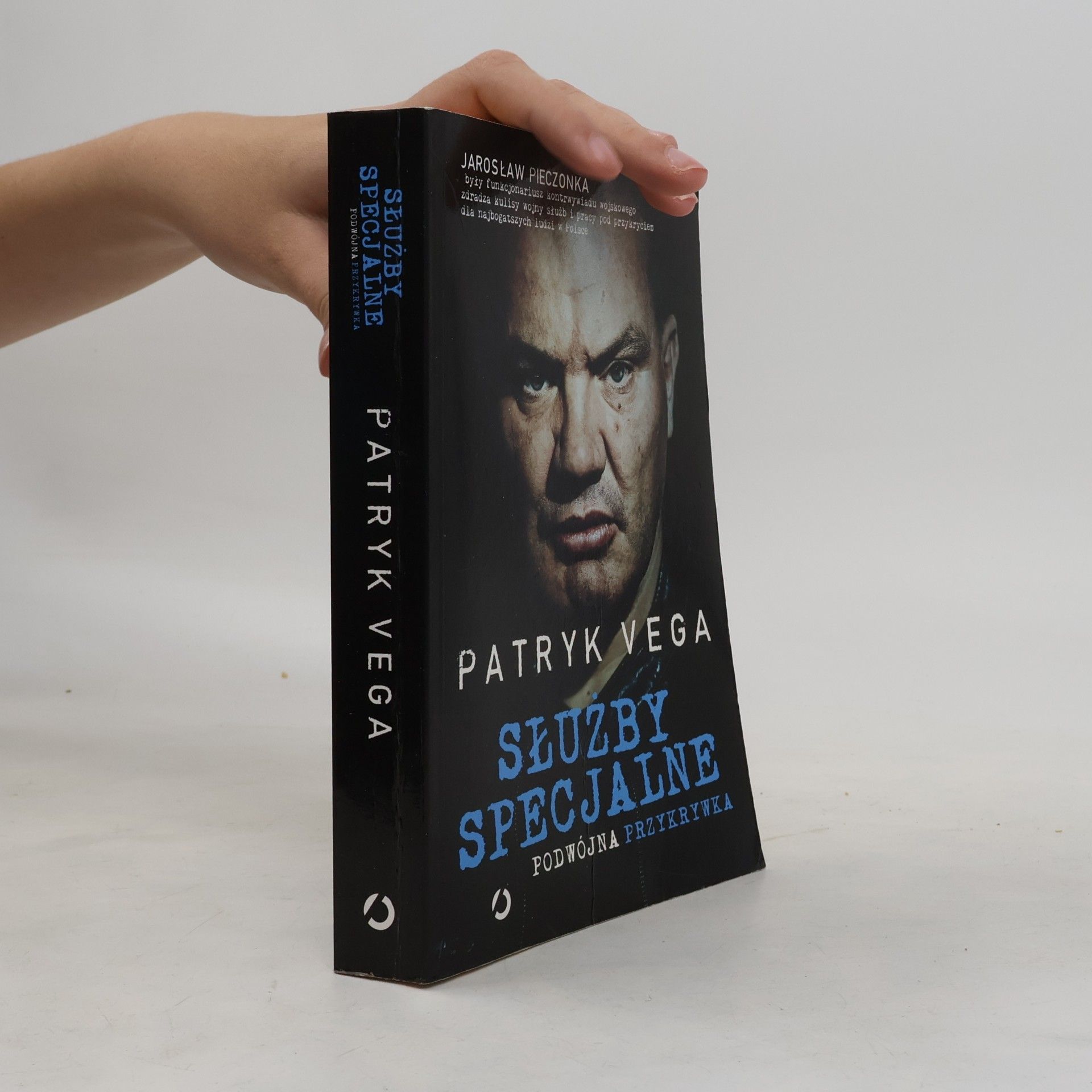 Patryk Vega Służby specjalne. Podwójna przykrywka