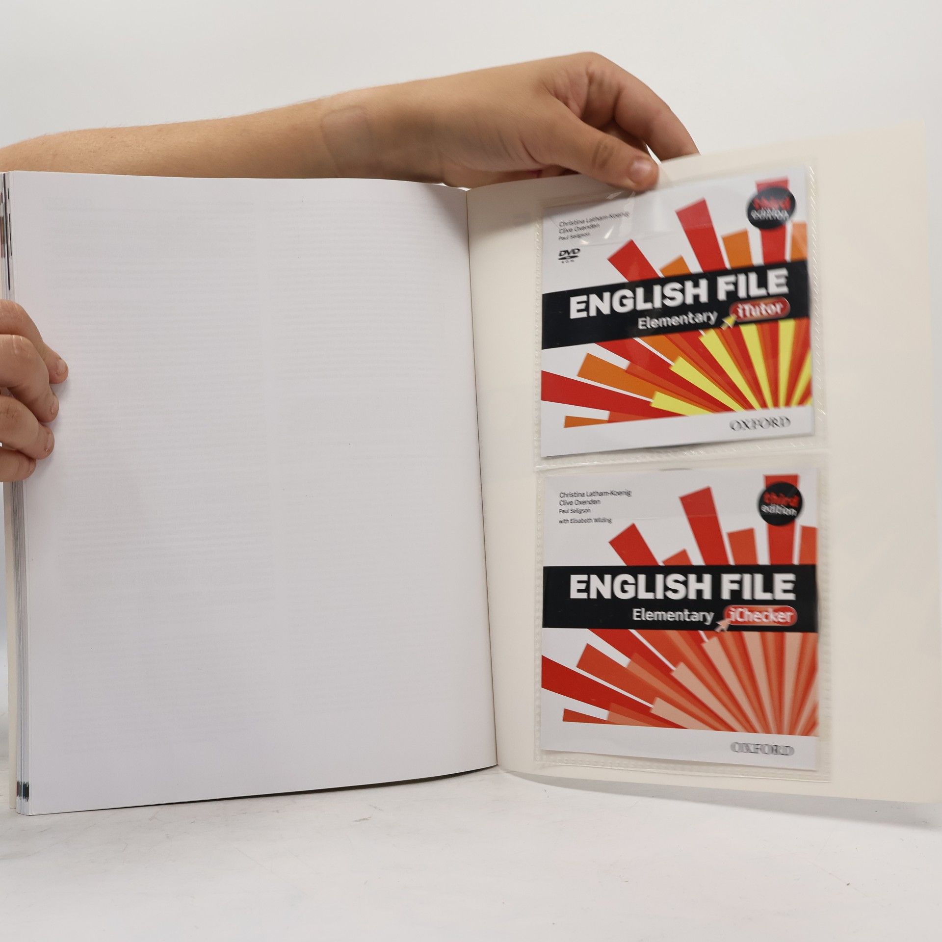 Christina Latham-Koenig English file : elementary student's book A
