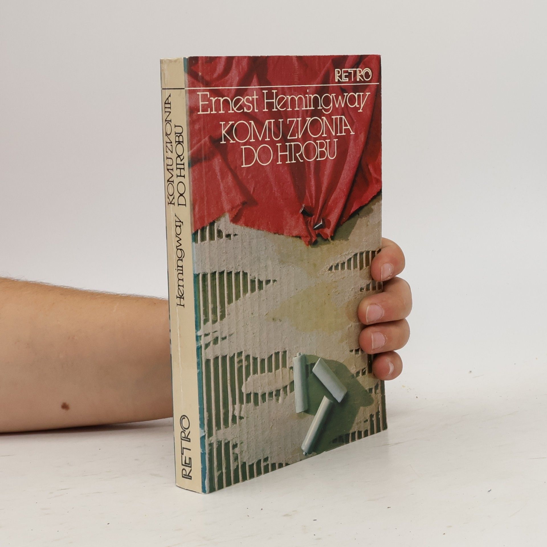 Ernest Hemingway Komu zvonia do hrobu