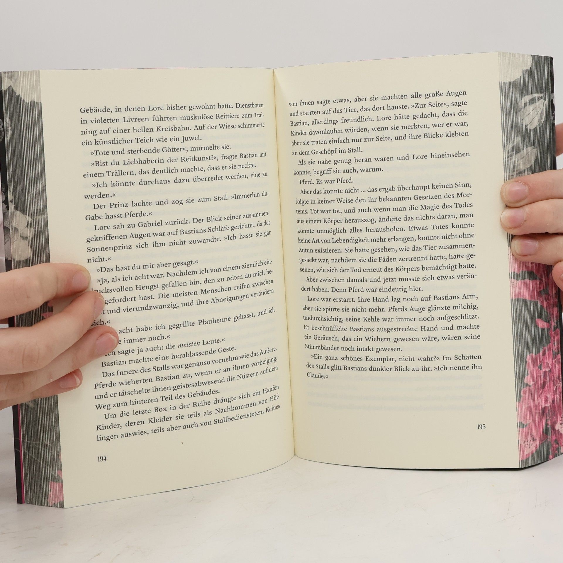 Hannah Whitten The Foxglove King. Ein Hauch von Tod