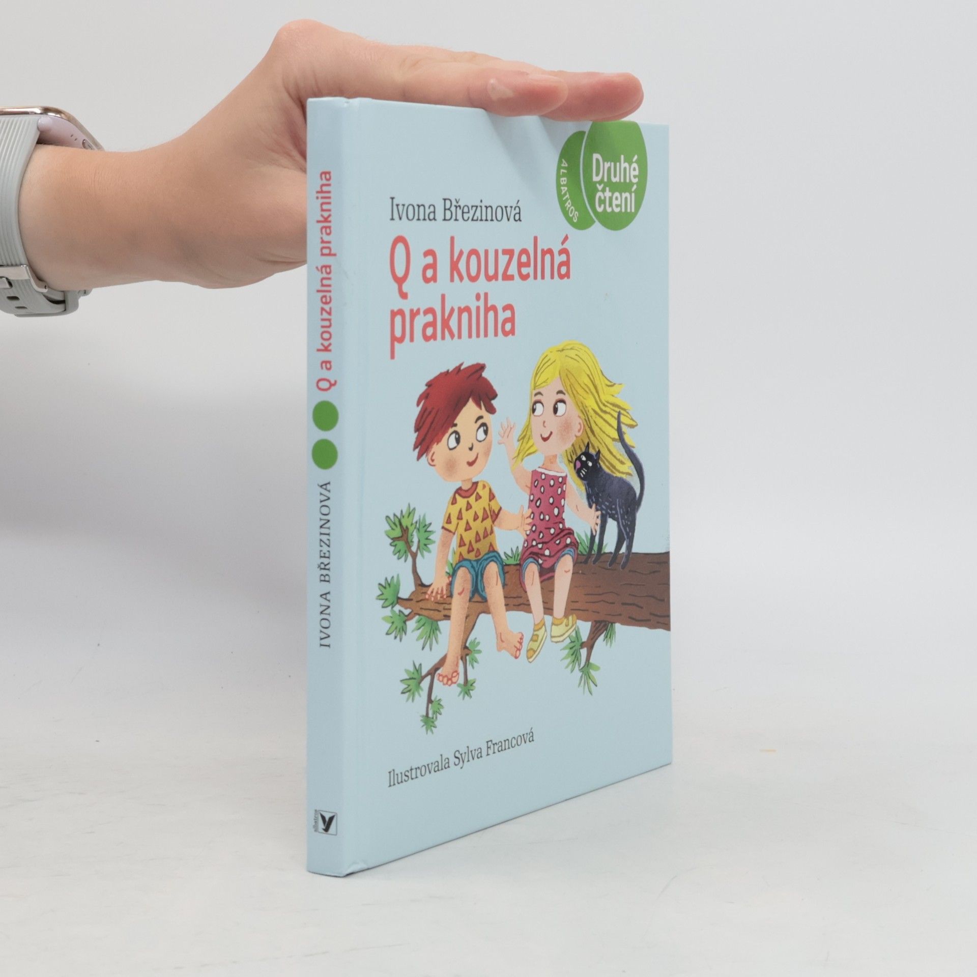 Q a kouzelná prakniha