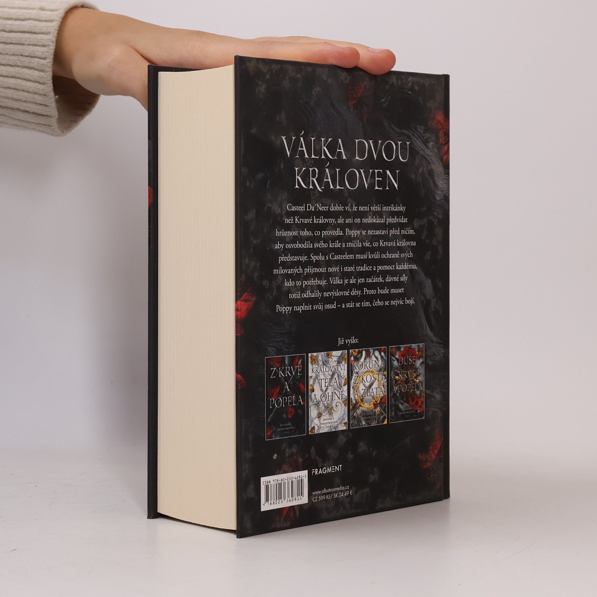 Jennifer L. Armentrout Válka dvou královen