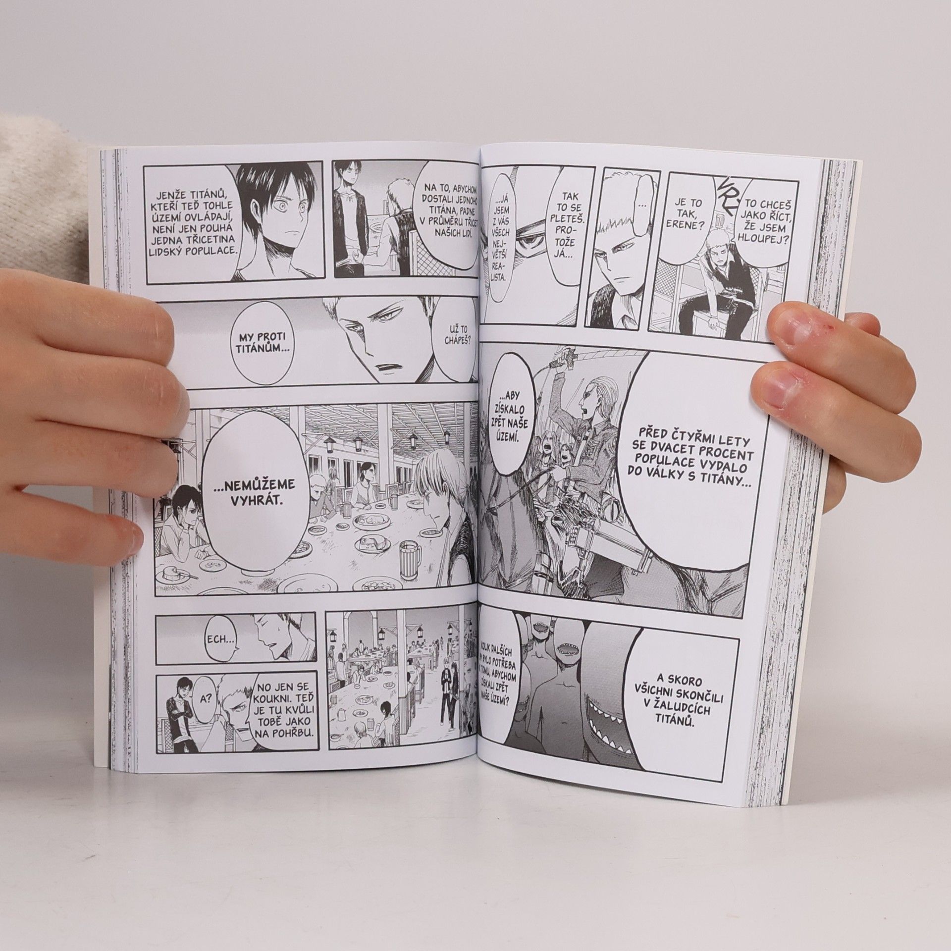 Hajime Isayama Útok titánů 1