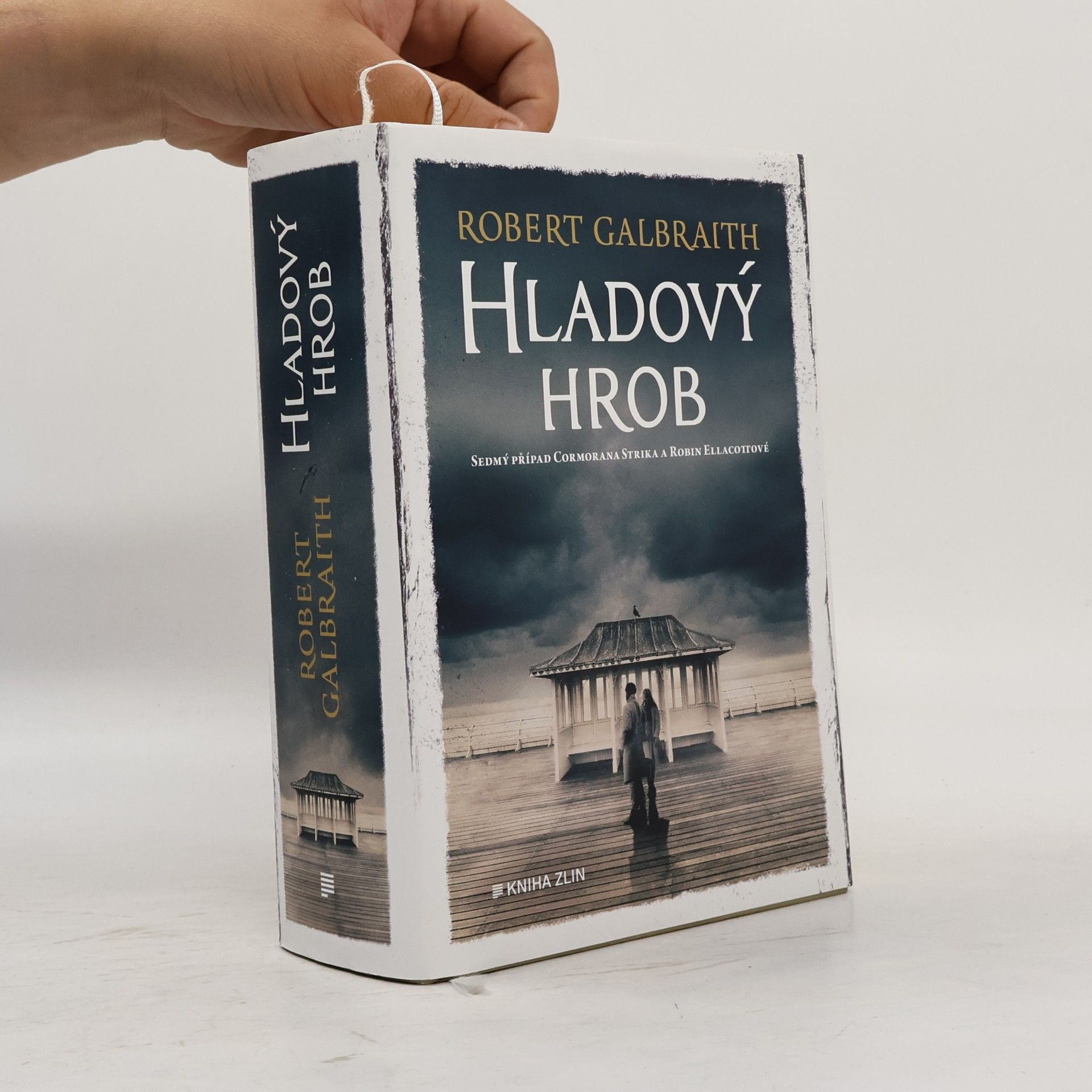 J. K. Rowling Hladový hrob