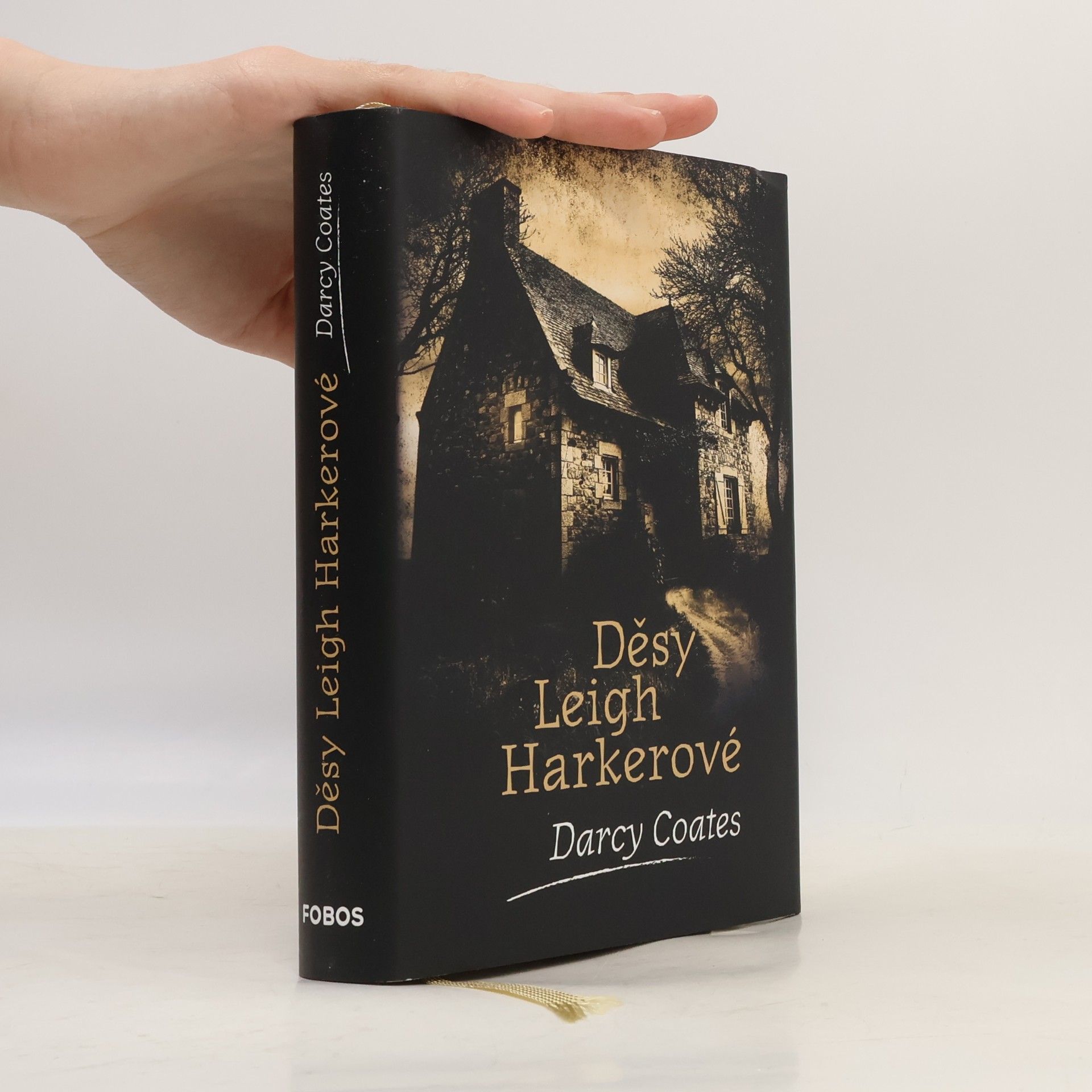 Darcy Coates Děsy Leigh Harkerové