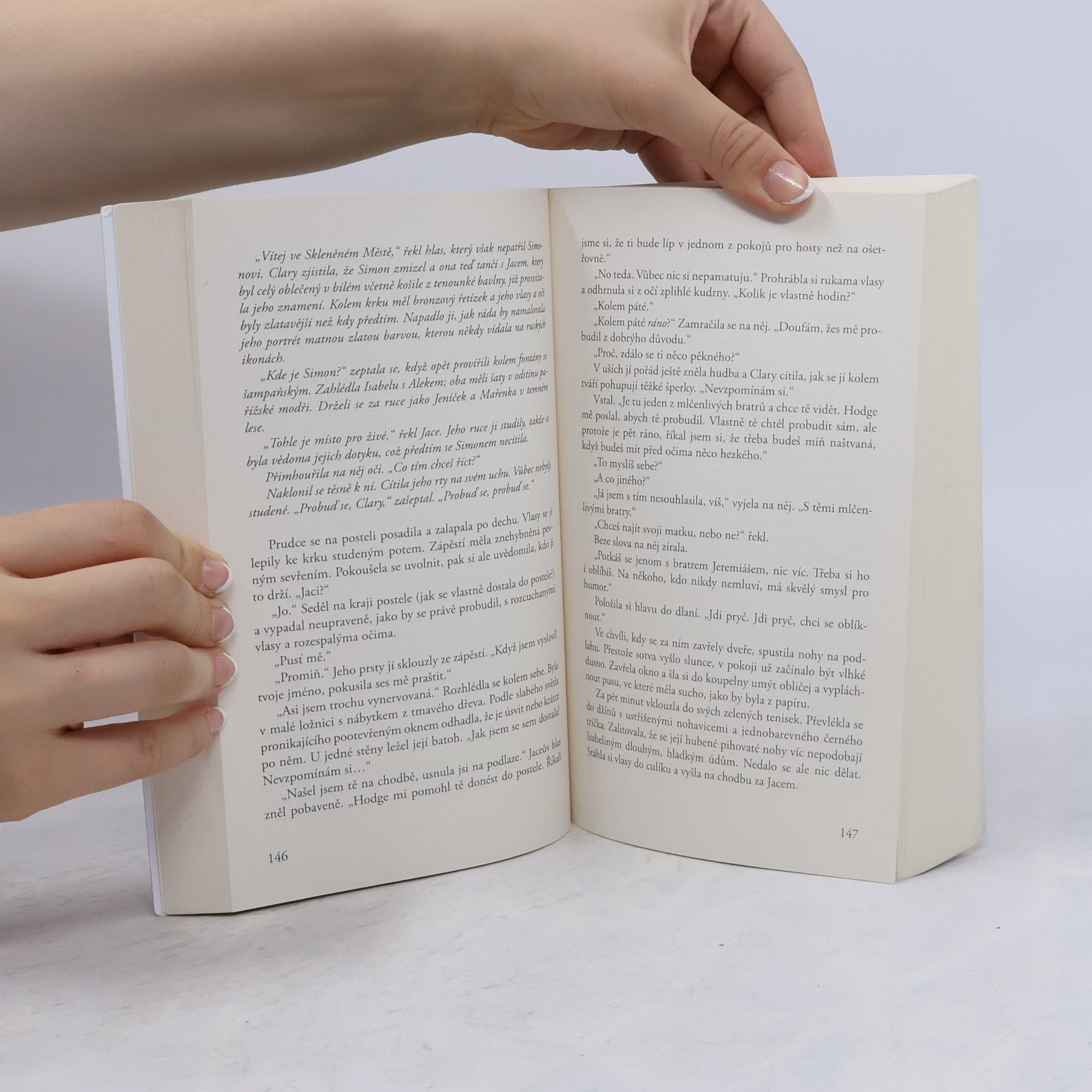 Cassandra Clare Nástroje smrti 1: Město z kostí
