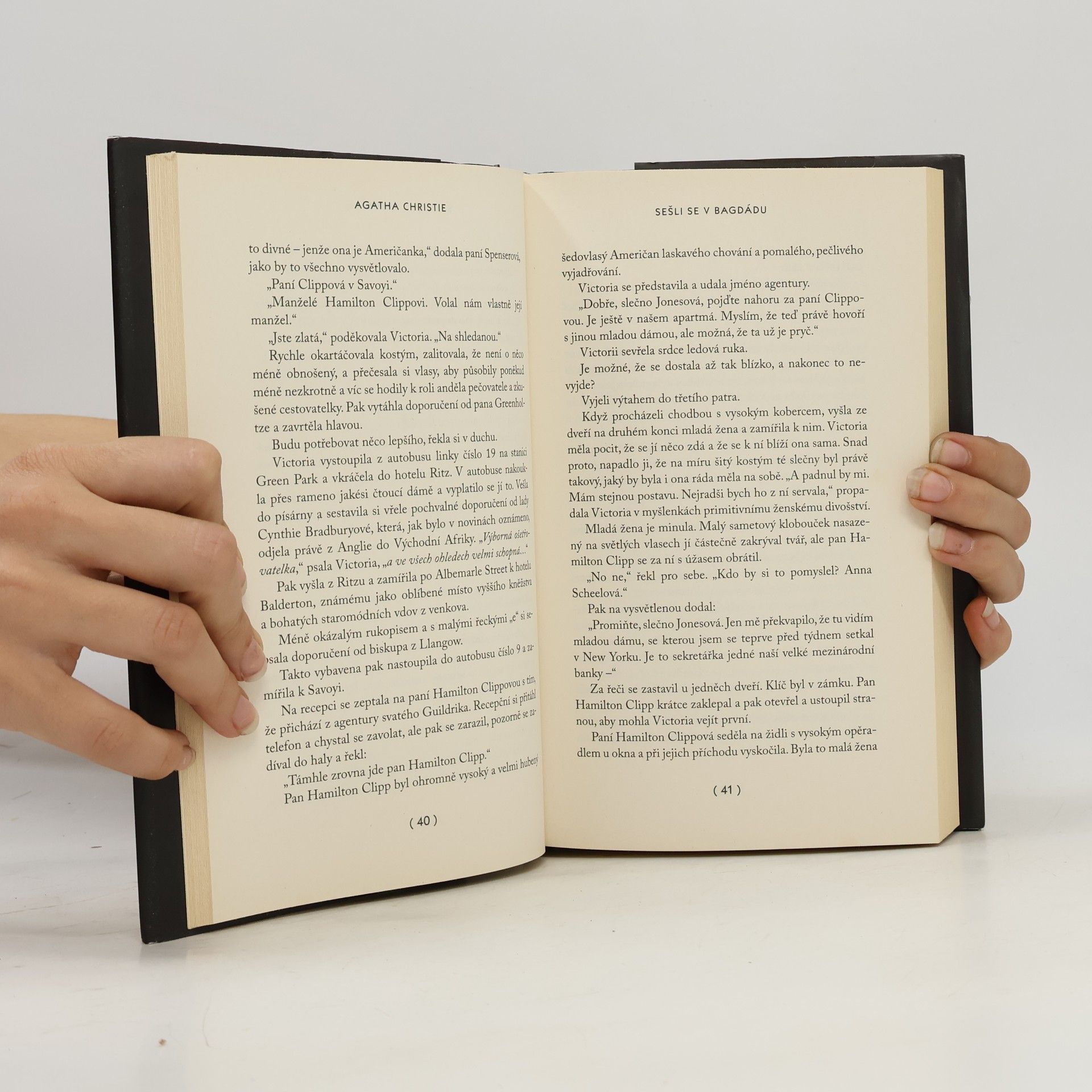 Agatha Christie Sešli se v Bagdádu