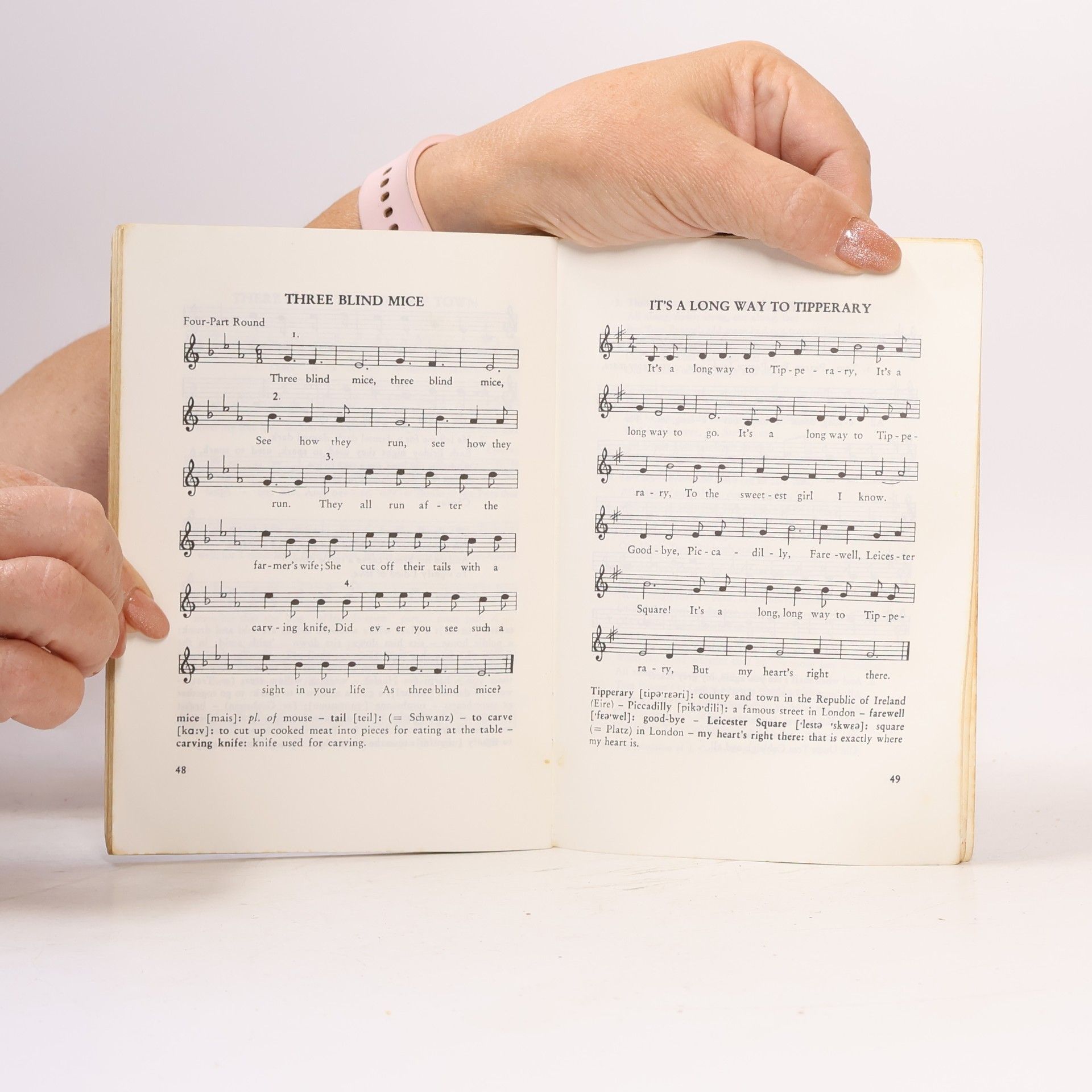 Brigitte Hoffmann Folk Songs of Britain and America
