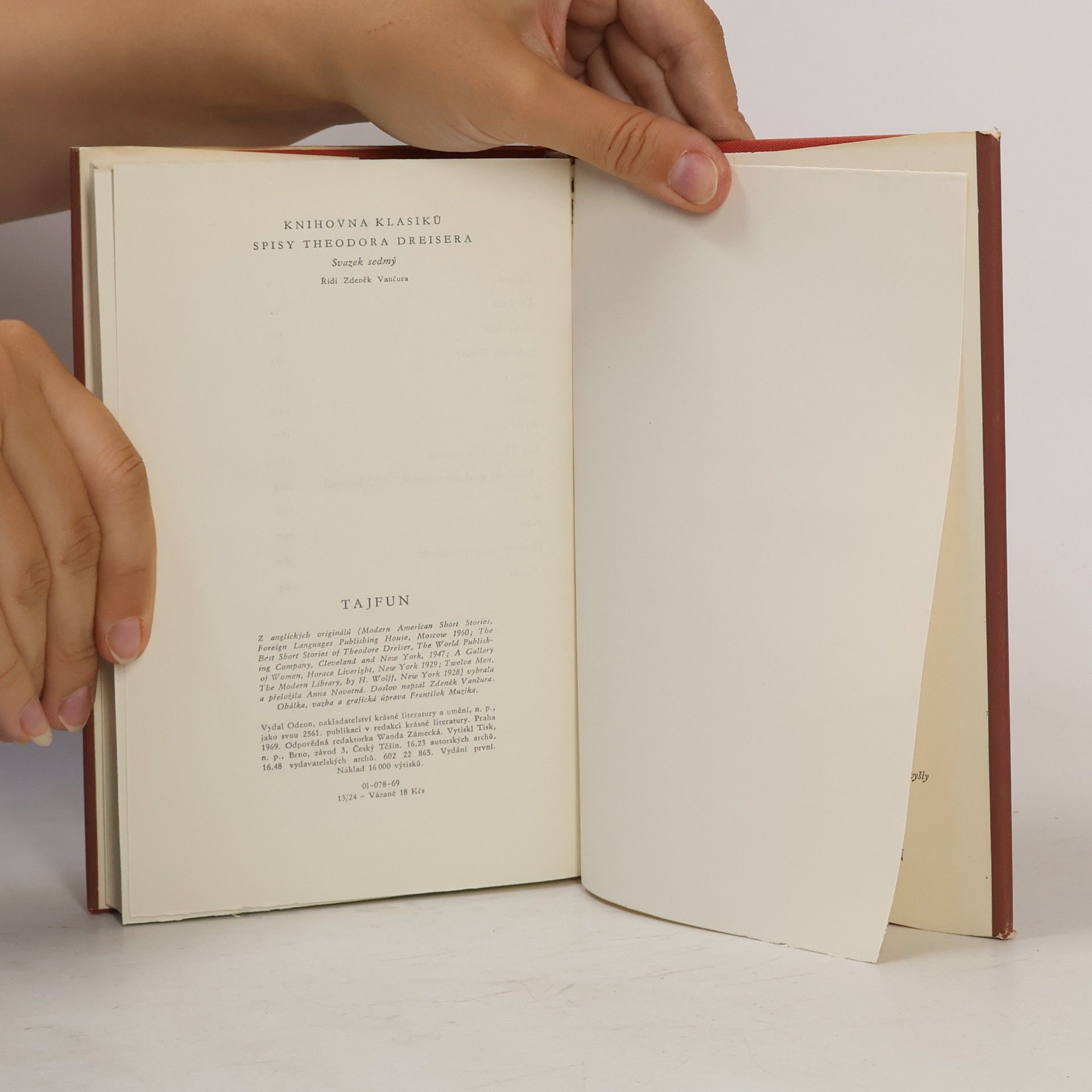 Theodore Dreiser Tajfun