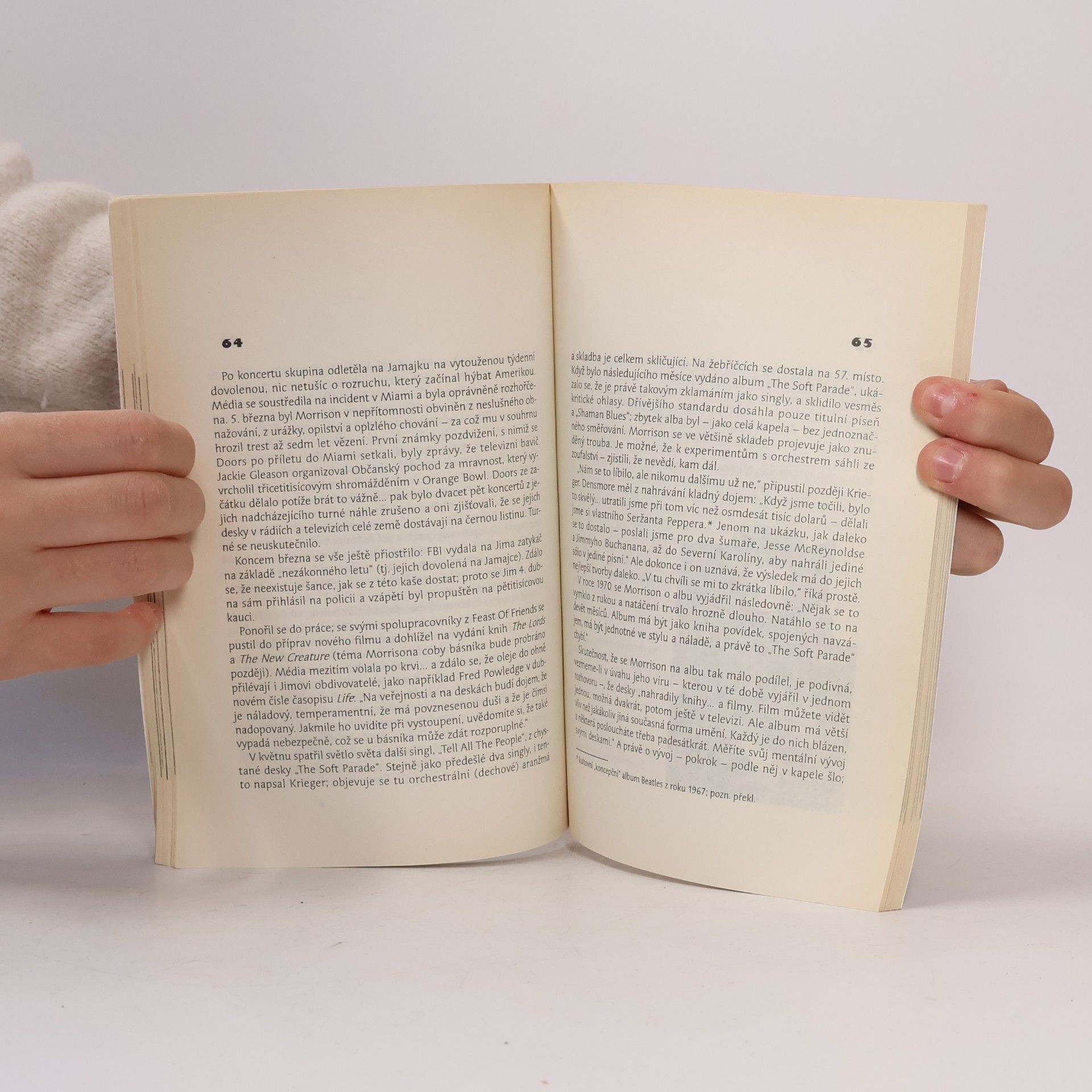 Peter K. Hogan The Doors : úplný průvodce hudbou skupiny