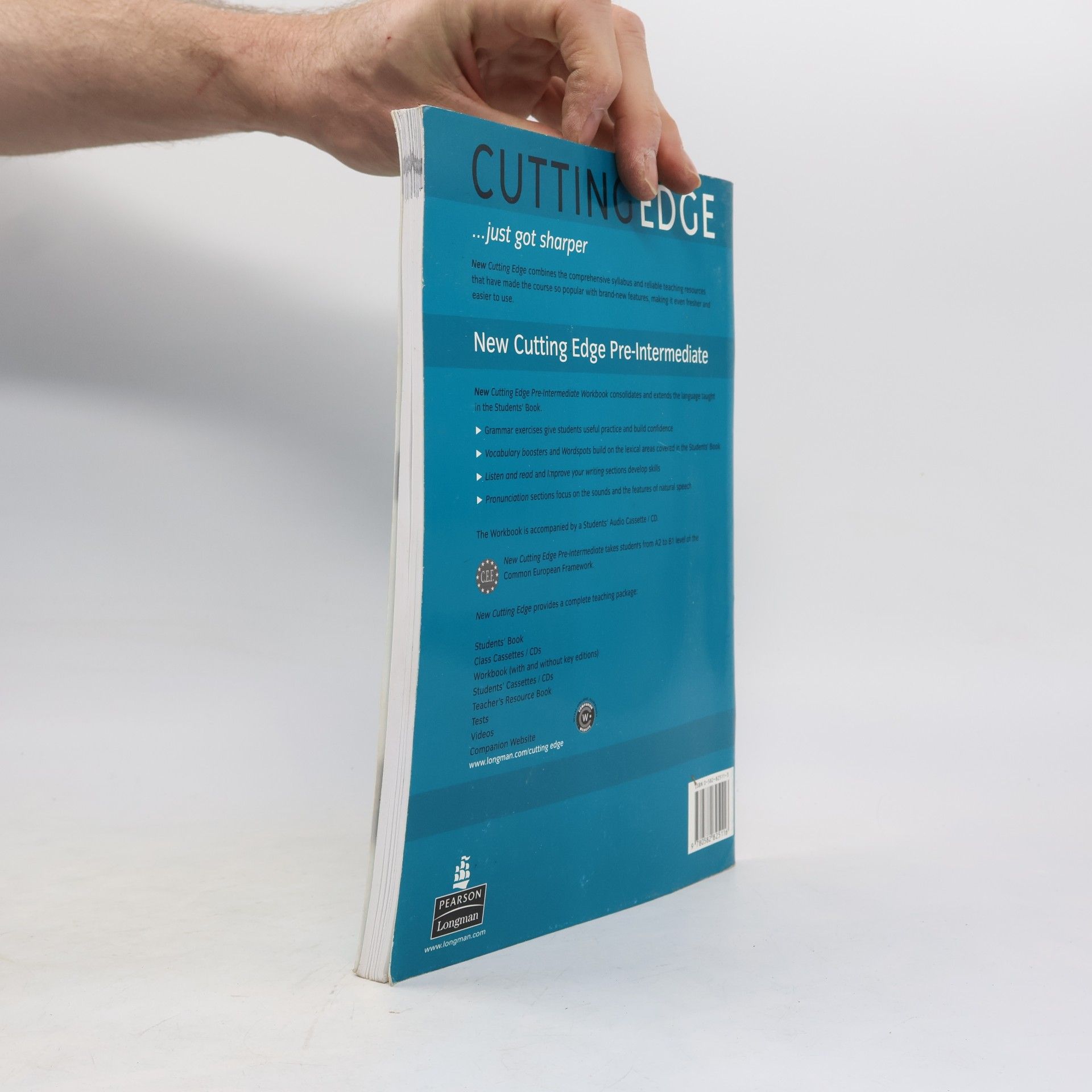 Sarah Cunningham New Cutting edge. Pre-intermediate. Workbook With Key