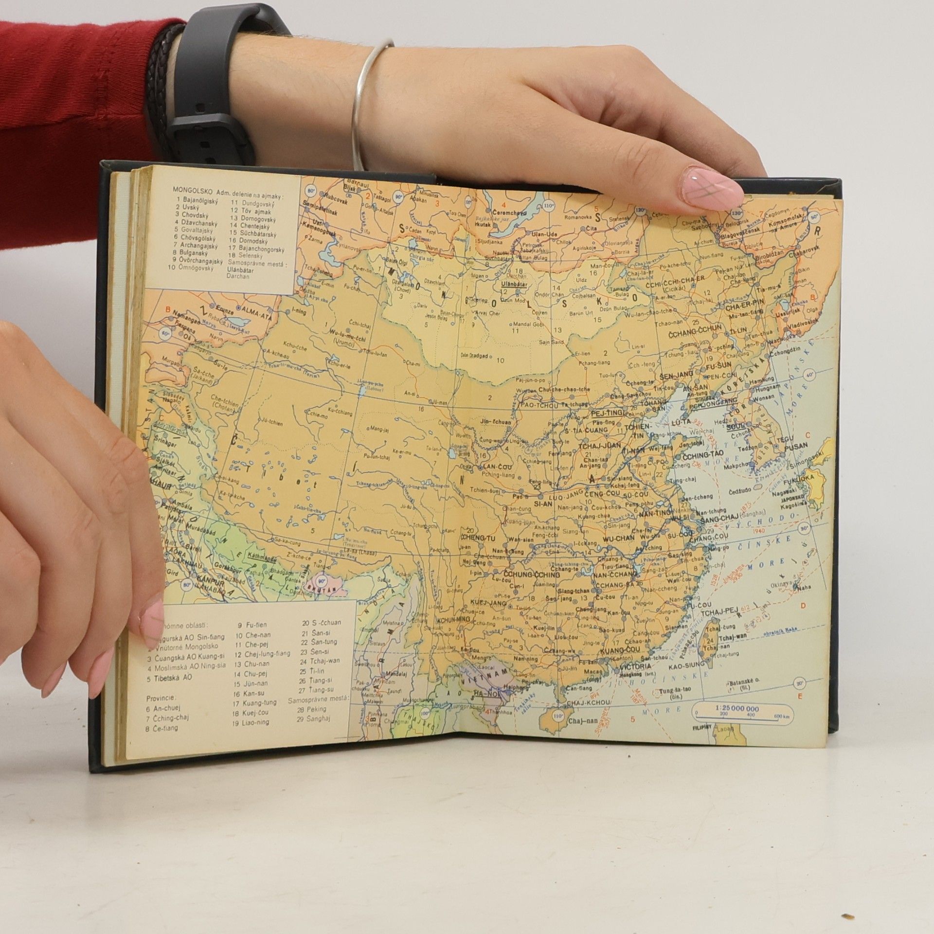 AA.VV. Vreckový atlas sveta