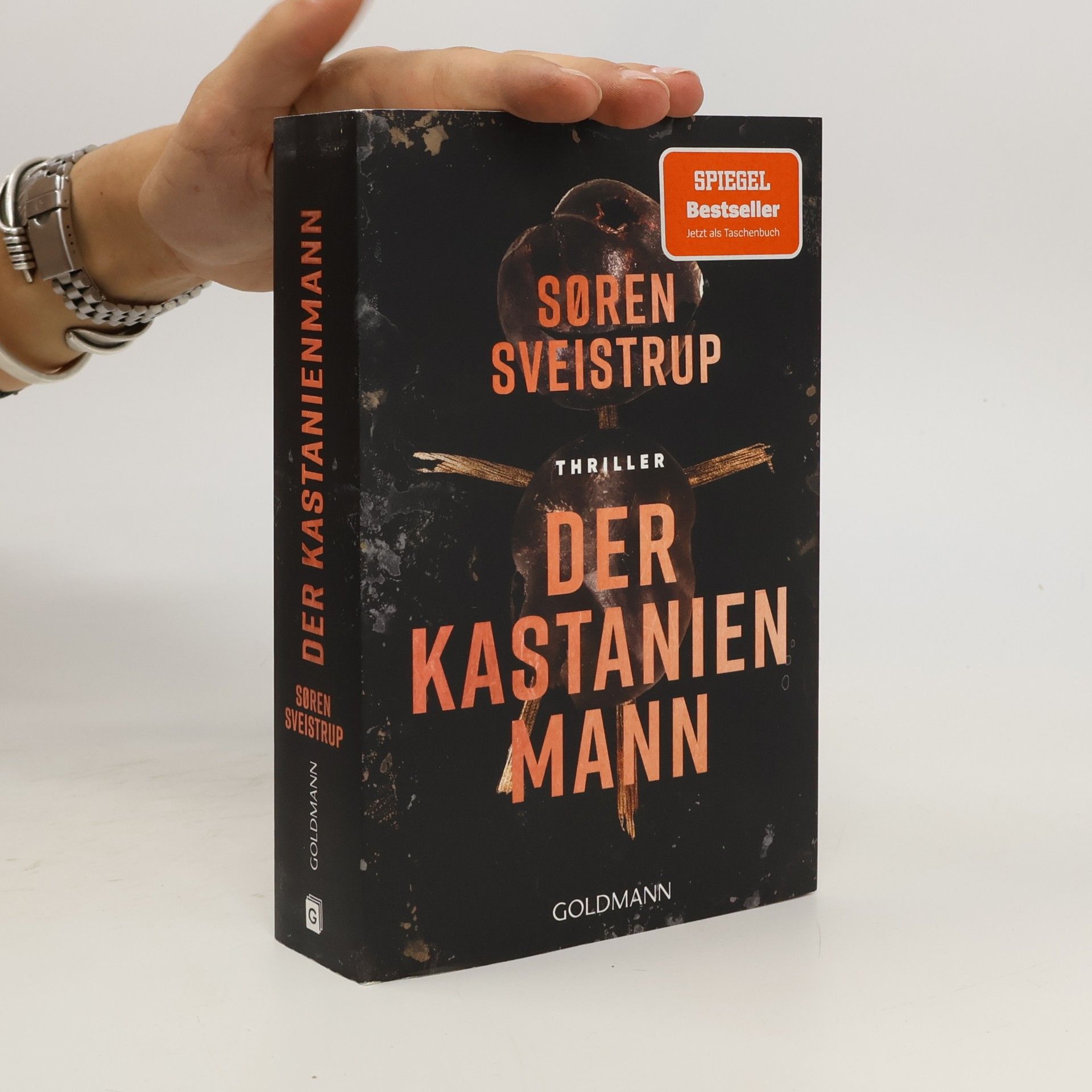 Søren Sveistrup Der Kastanienmann
