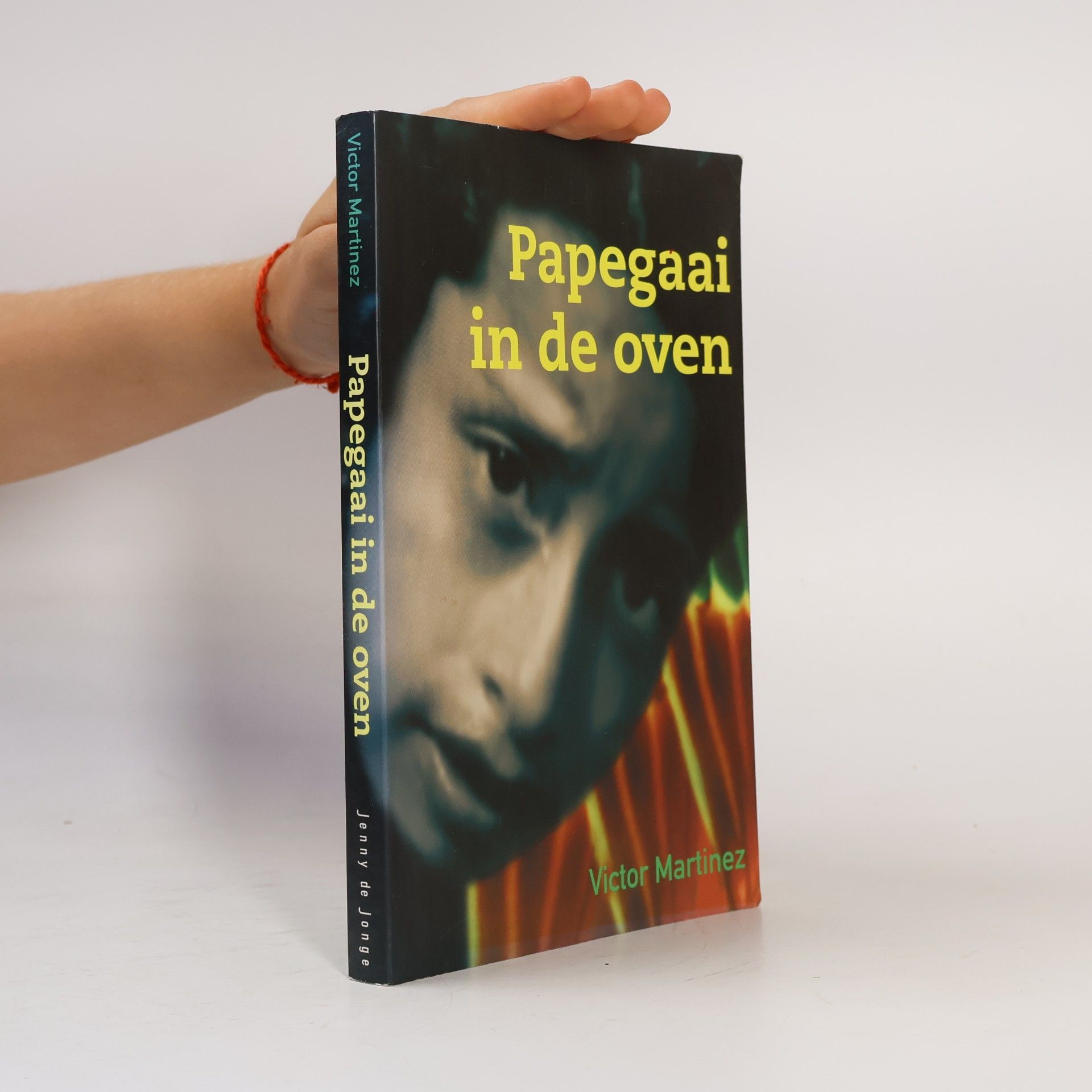 Martinez, Victor Papegaai in de oven: mijn leven (Een Jenny de Jonge-boek)